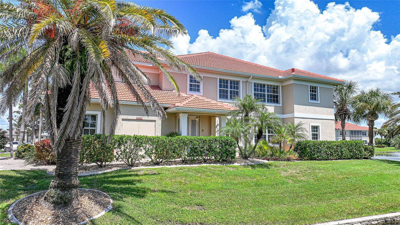 Image 39 of 55 For 2595 Tarpon Cove Drive 1222