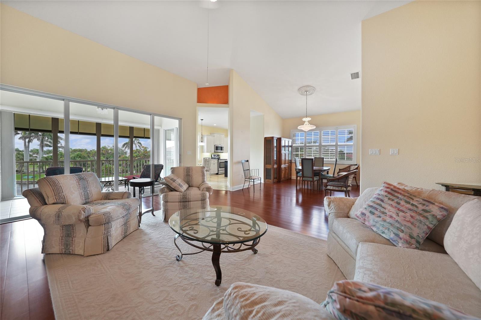 Image 5 of 55 For 2595 Tarpon Cove Drive 1222