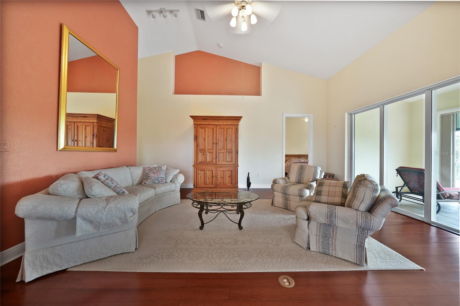 Image 8 of 55 For 2595 Tarpon Cove Drive 1222