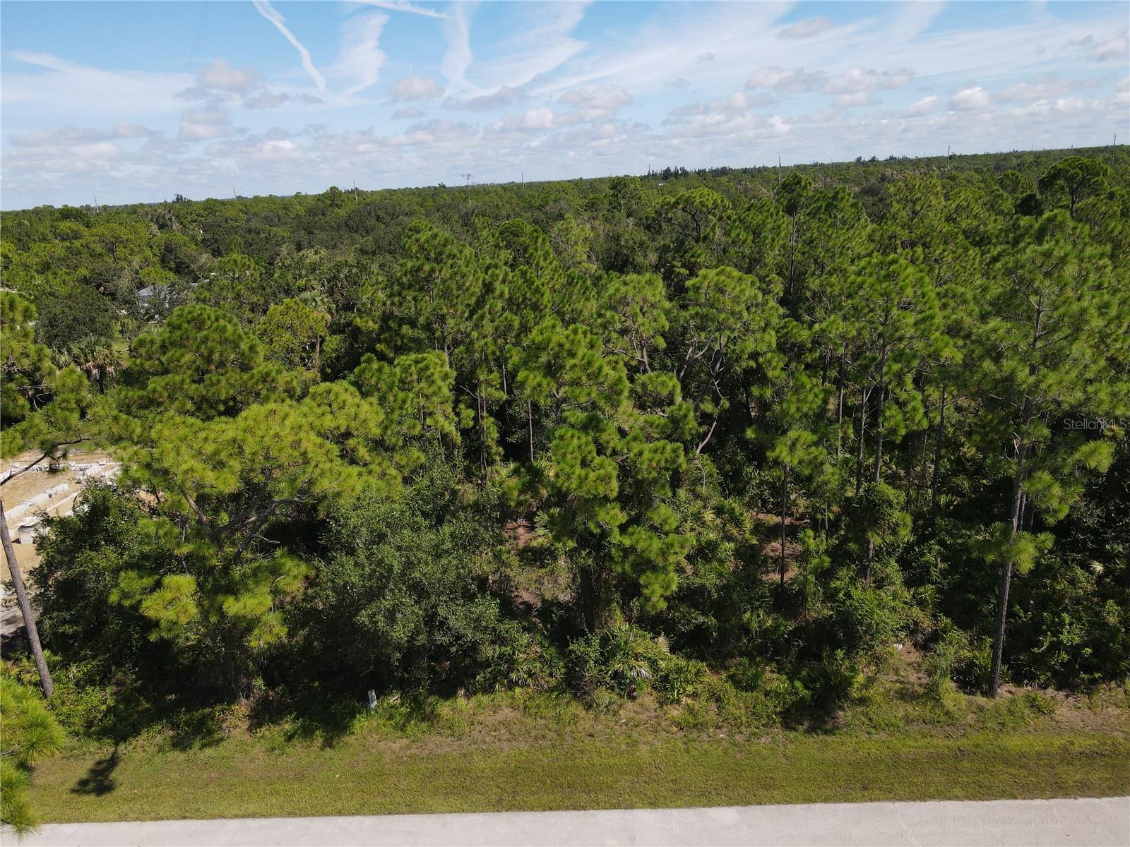 Image 10 of 12 For 27064 Valencia Drive