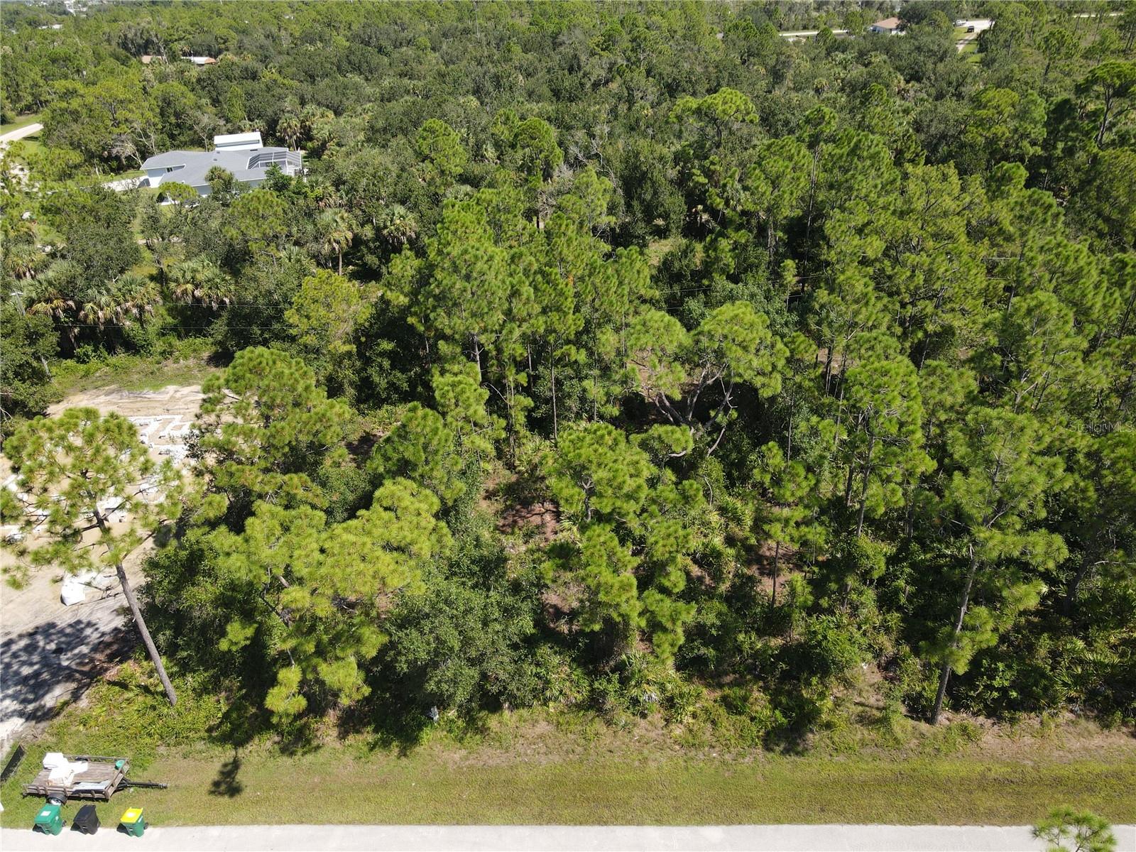 Image 11 of 12 For 27064 Valencia Drive