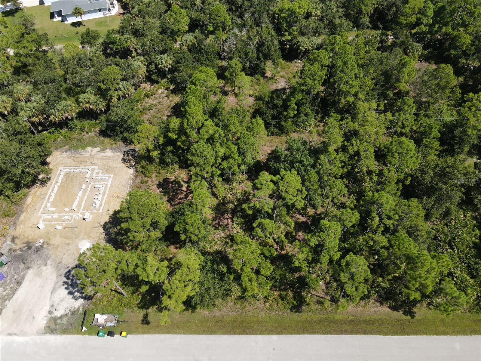 Image 3 of 12 For 27064 Valencia Drive