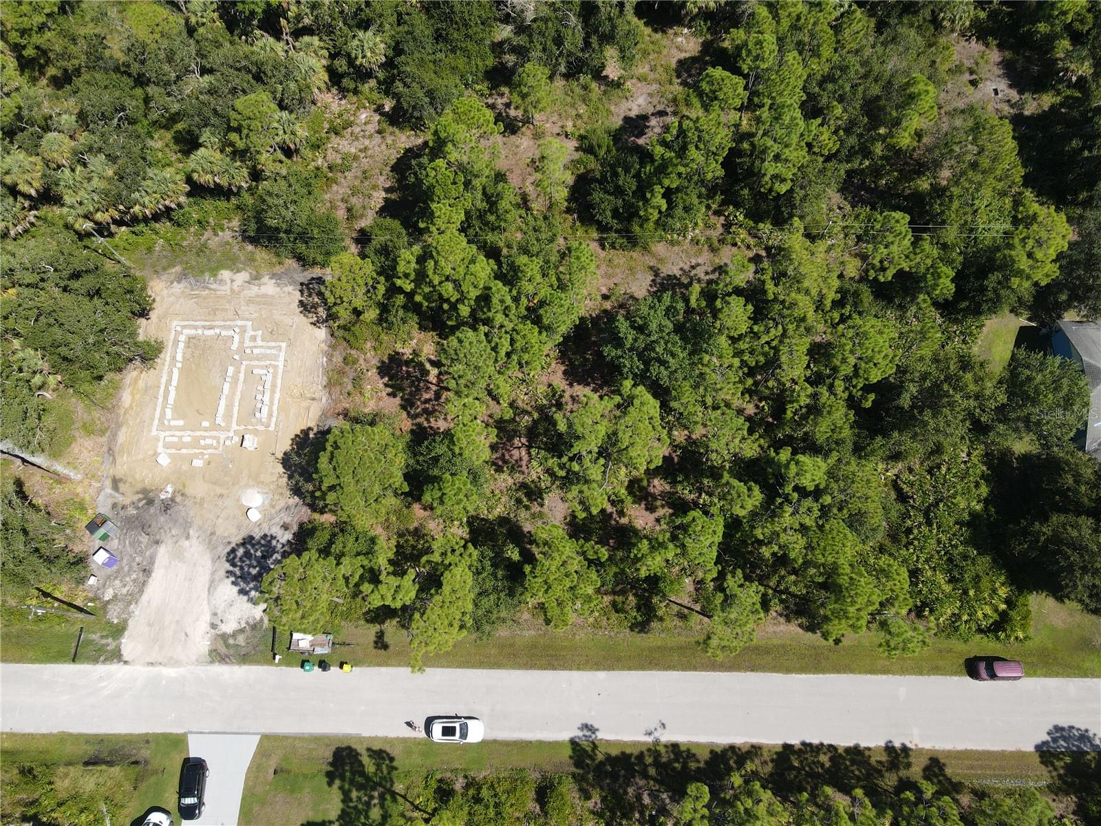 Image 5 of 12 For 27064 Valencia Drive