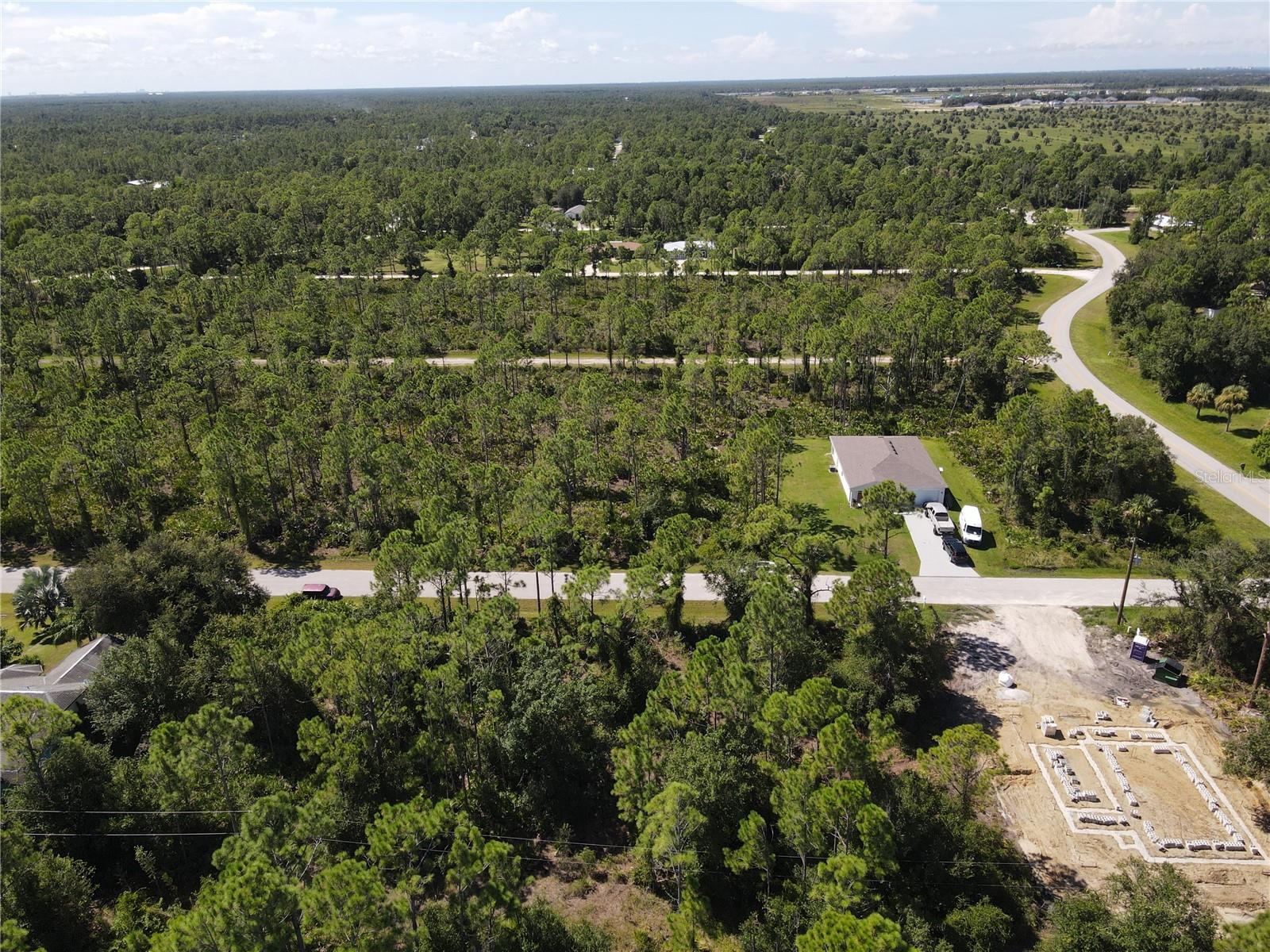 Image 8 of 12 For 27064 Valencia Drive