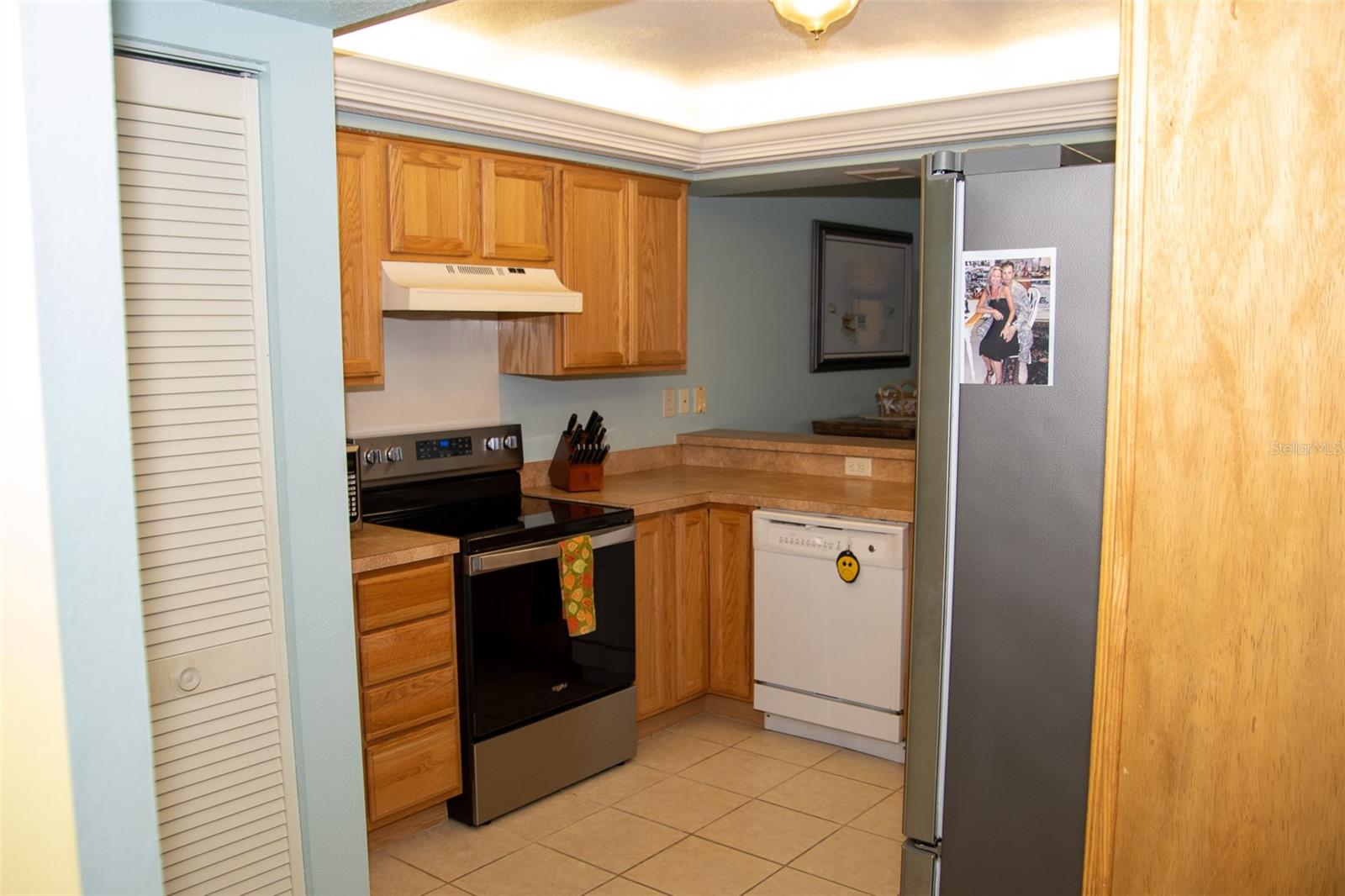 Image 14 of 30 For 23465 Harborview Road 1008