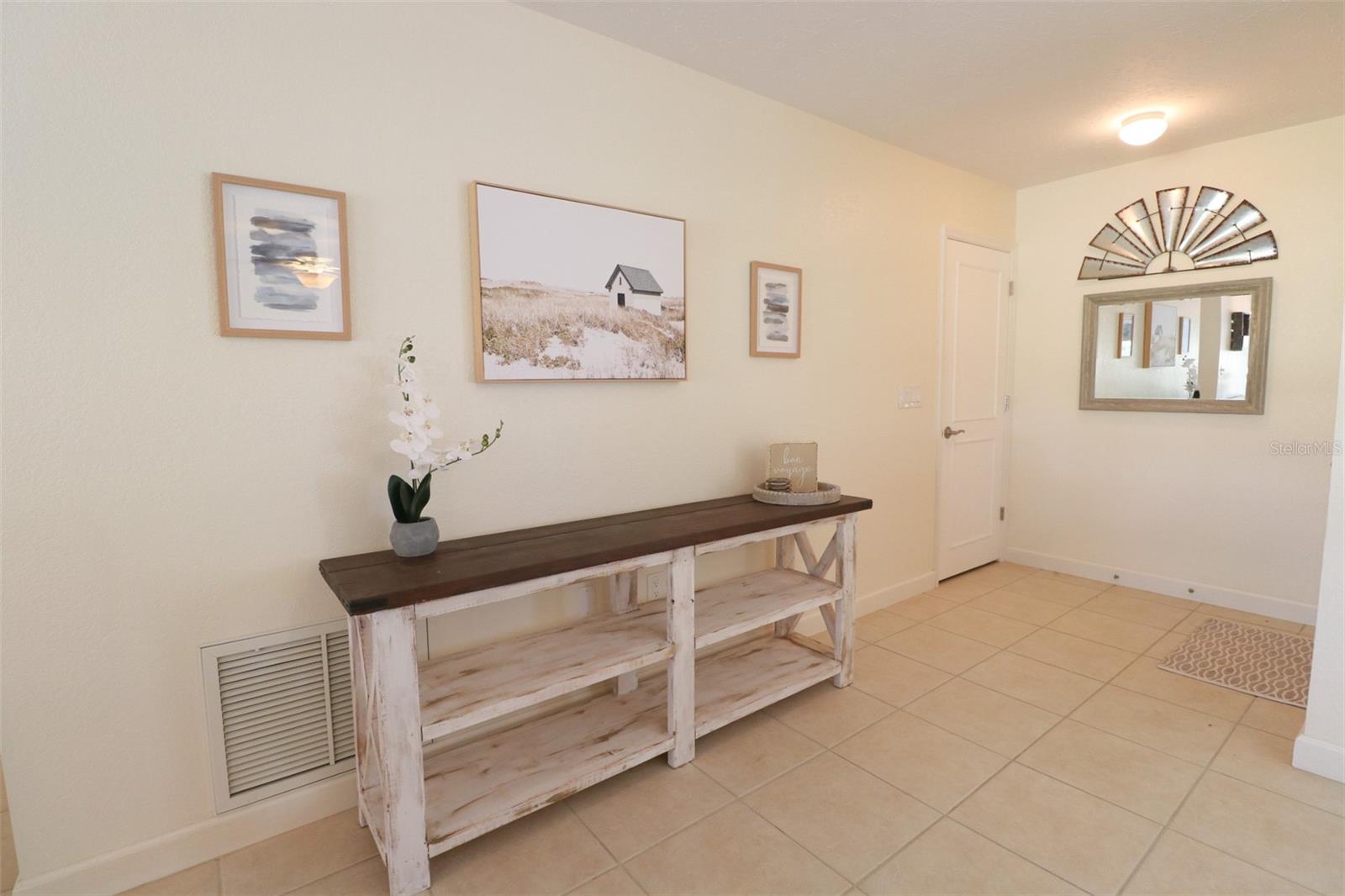 Image 6 of 39 For 4 Casa Rio Drive