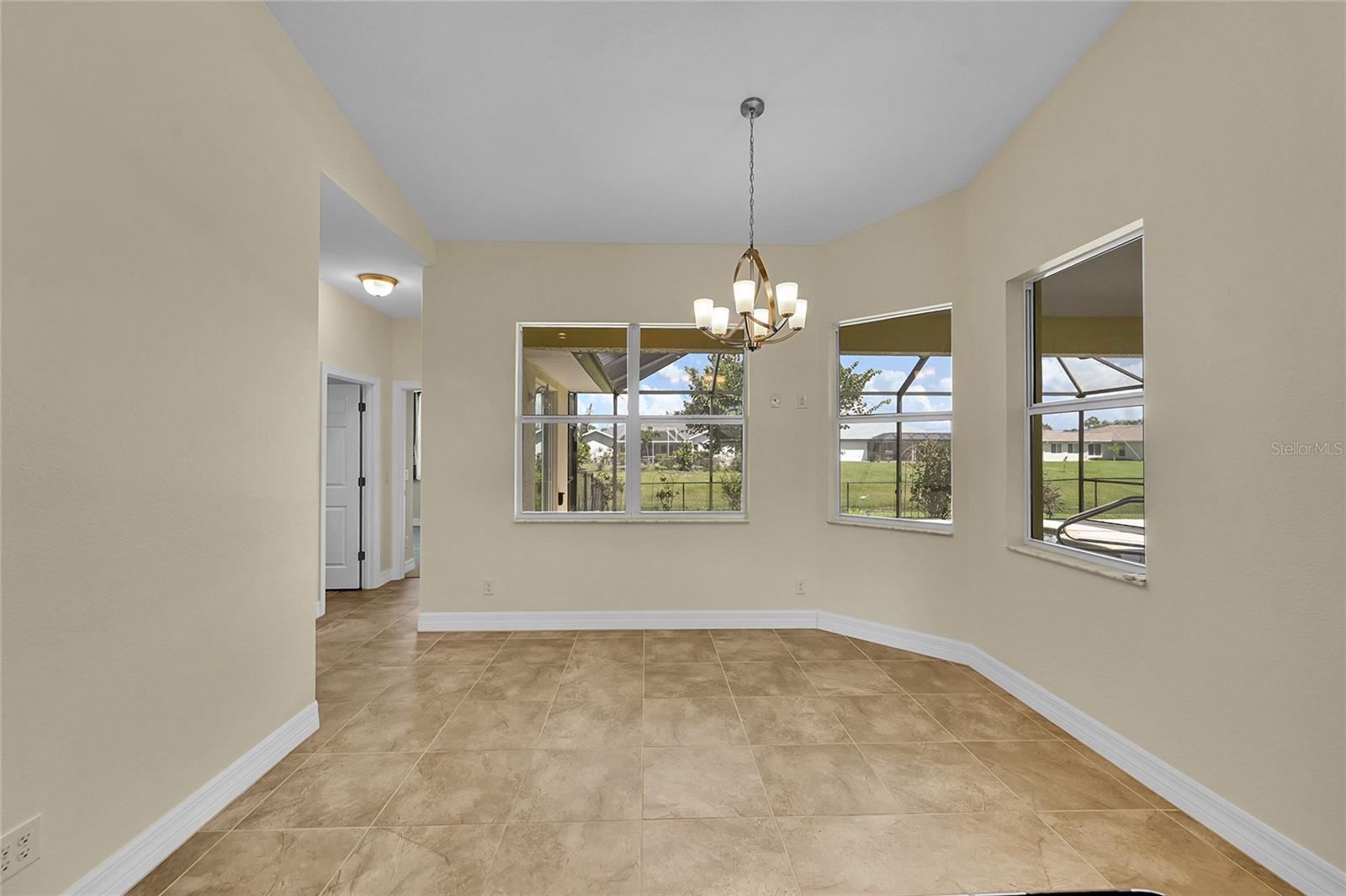 Image 13 of 63 For 233 Fairway Road