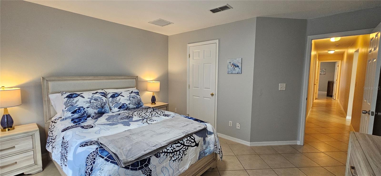 Image 16 of 39 For 1923 26th Street