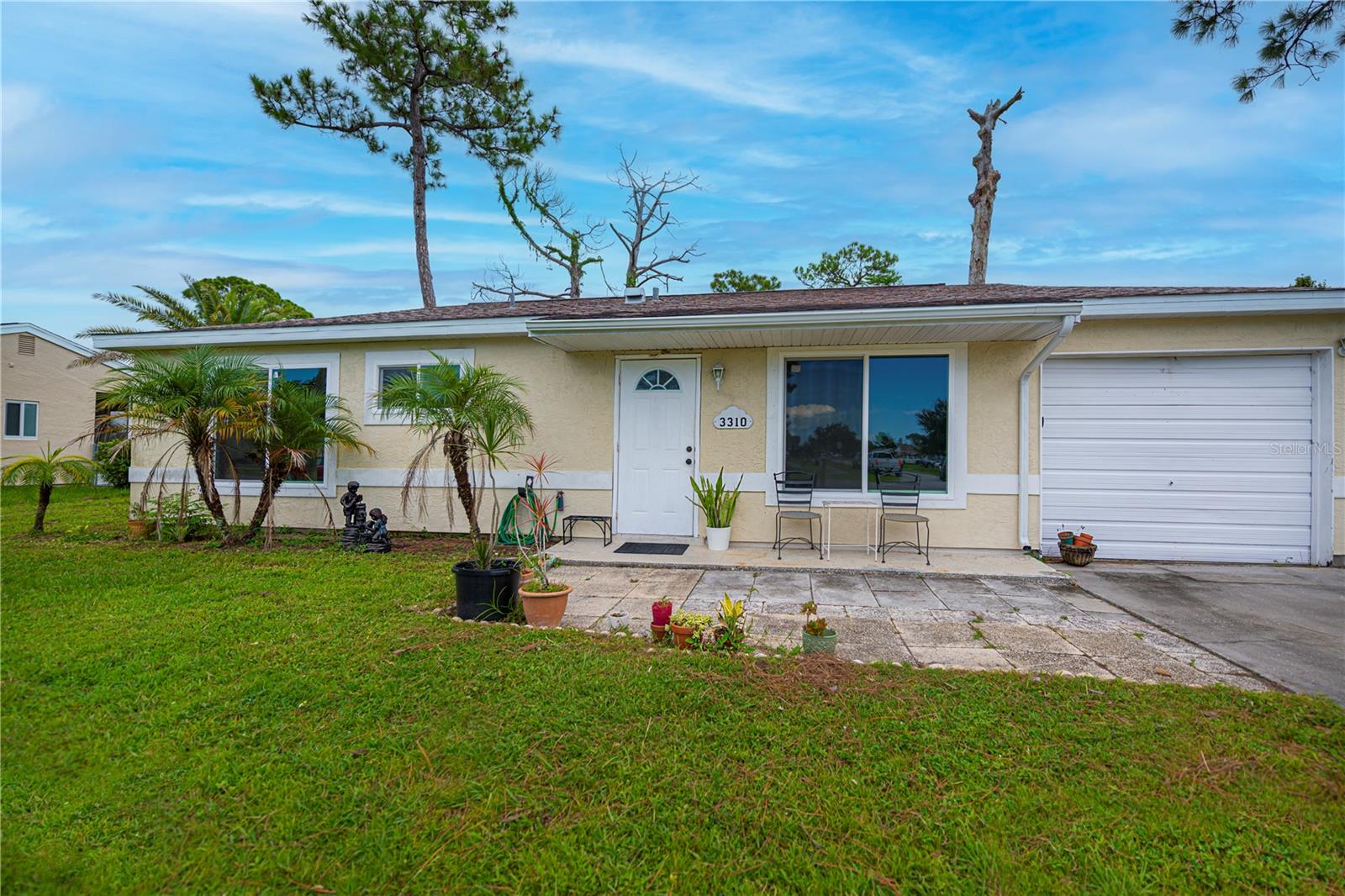 Image 3 of 49 For 3310 Pan American Boulevard