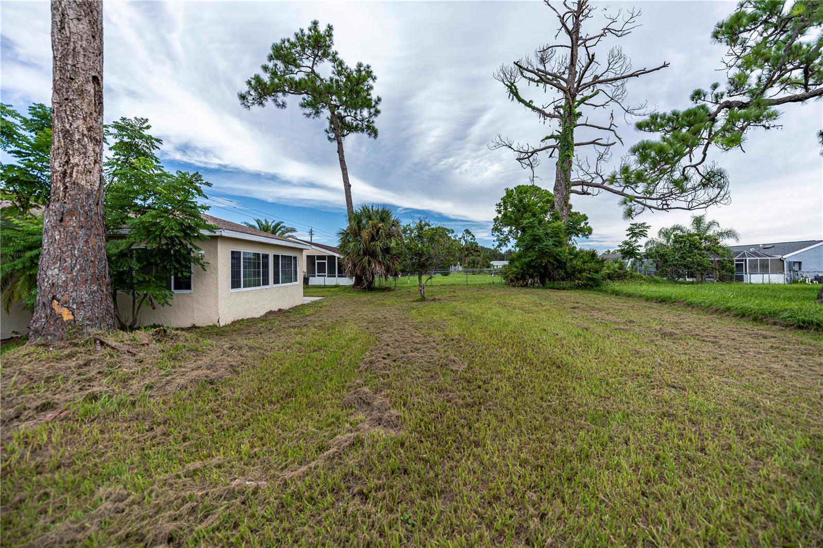 Image 43 of 49 For 3310 Pan American Boulevard