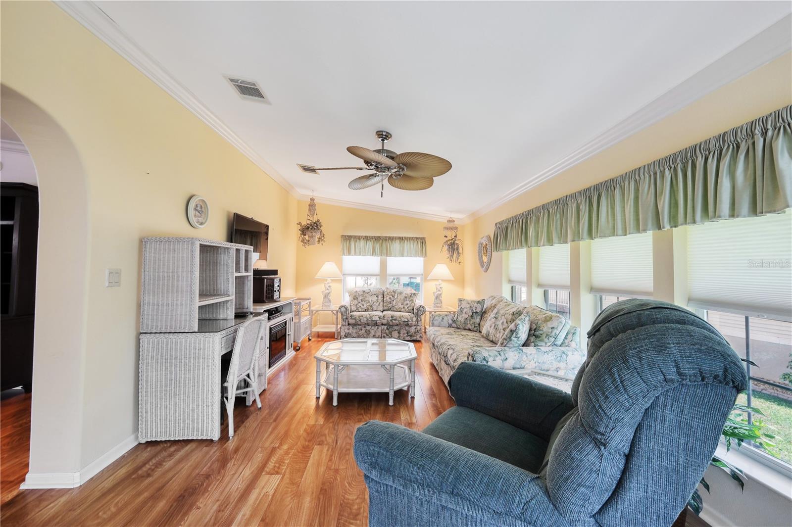 Image 17 of 99 For 2100 Kings Highway 63