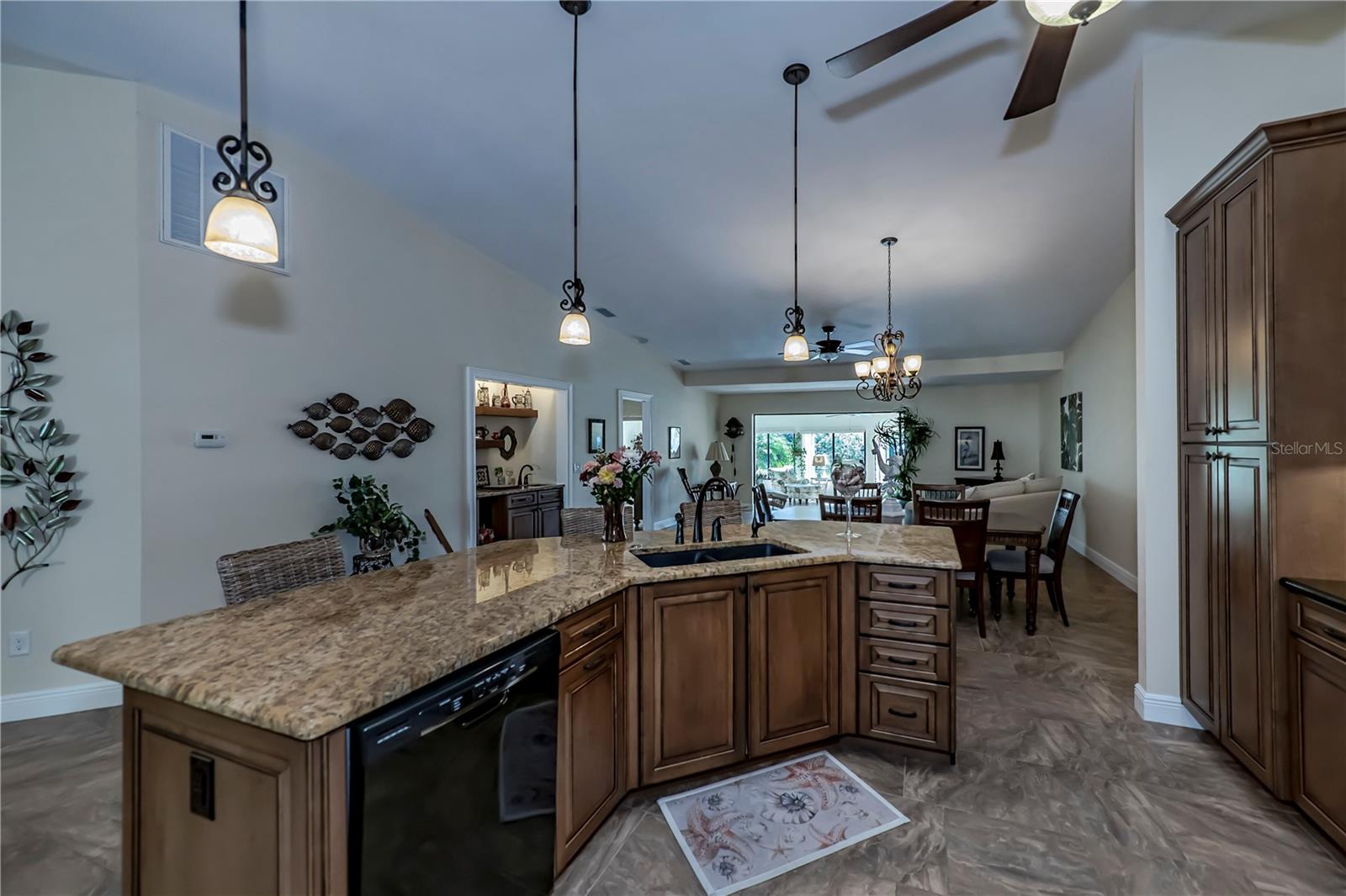 Image 18 of 49 For 1780 Deborah Drive 5