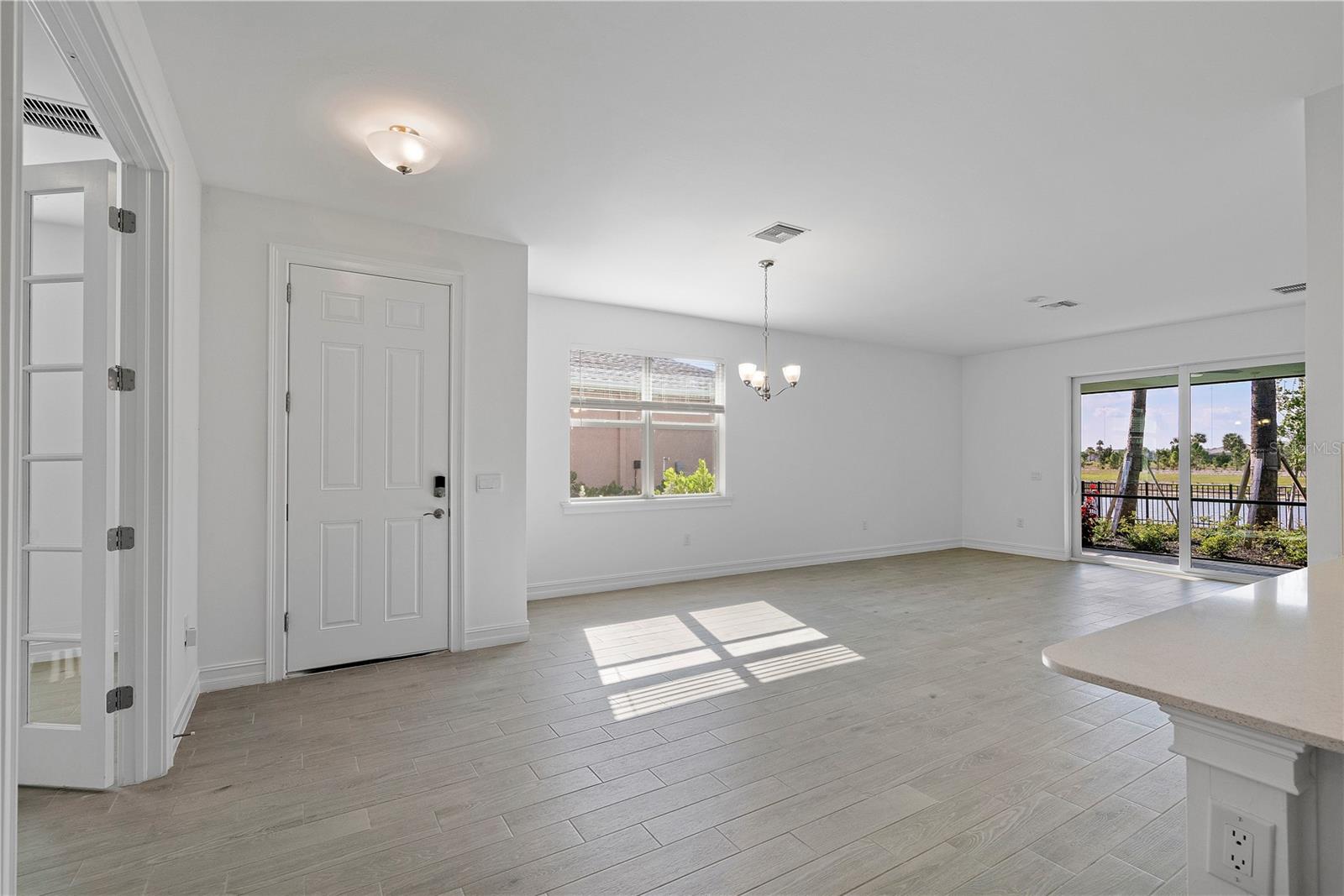 Image 10 of 40 For 43847 Blue Heron Lane