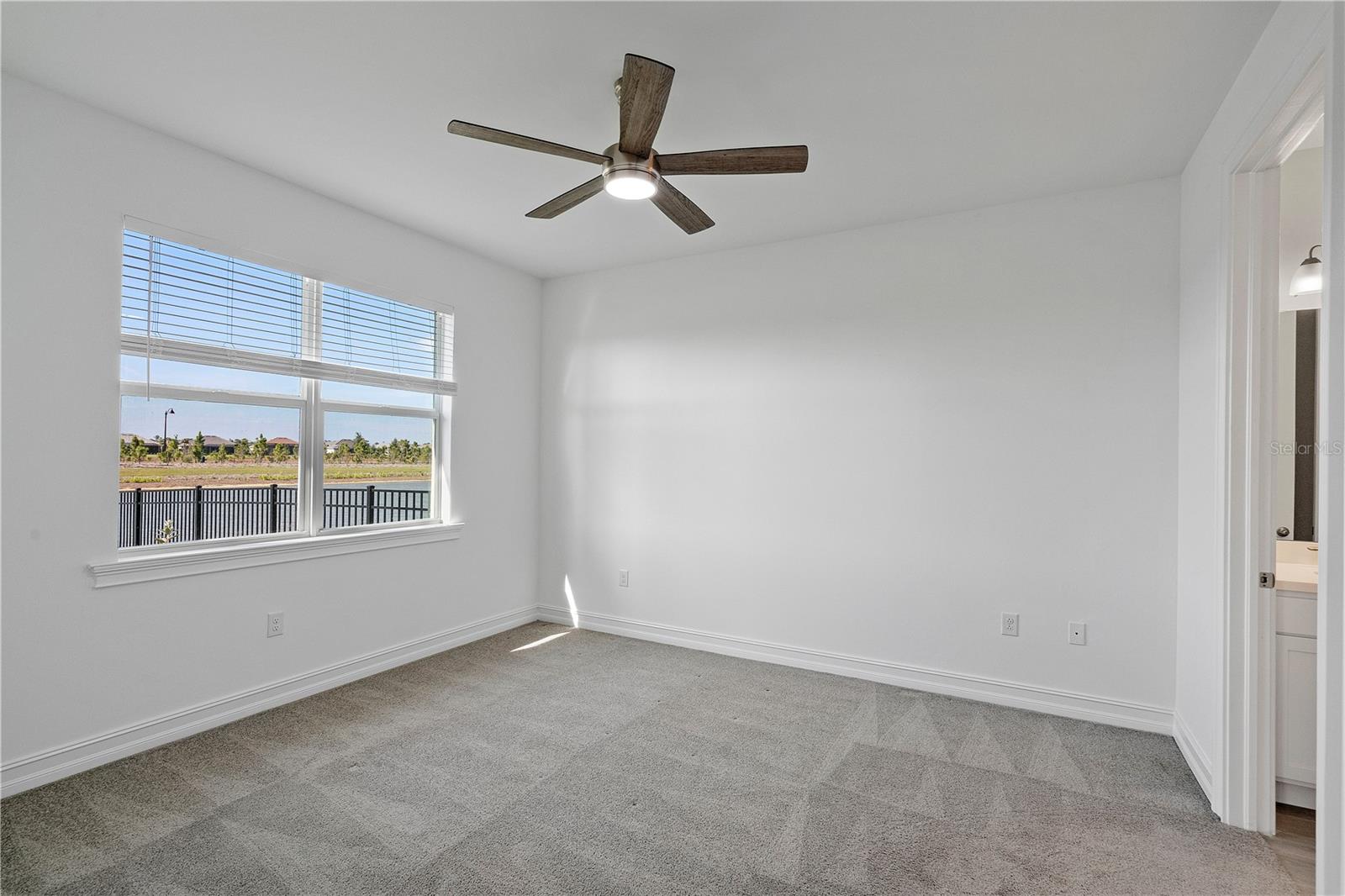 Image 14 of 40 For 43847 Blue Heron Lane