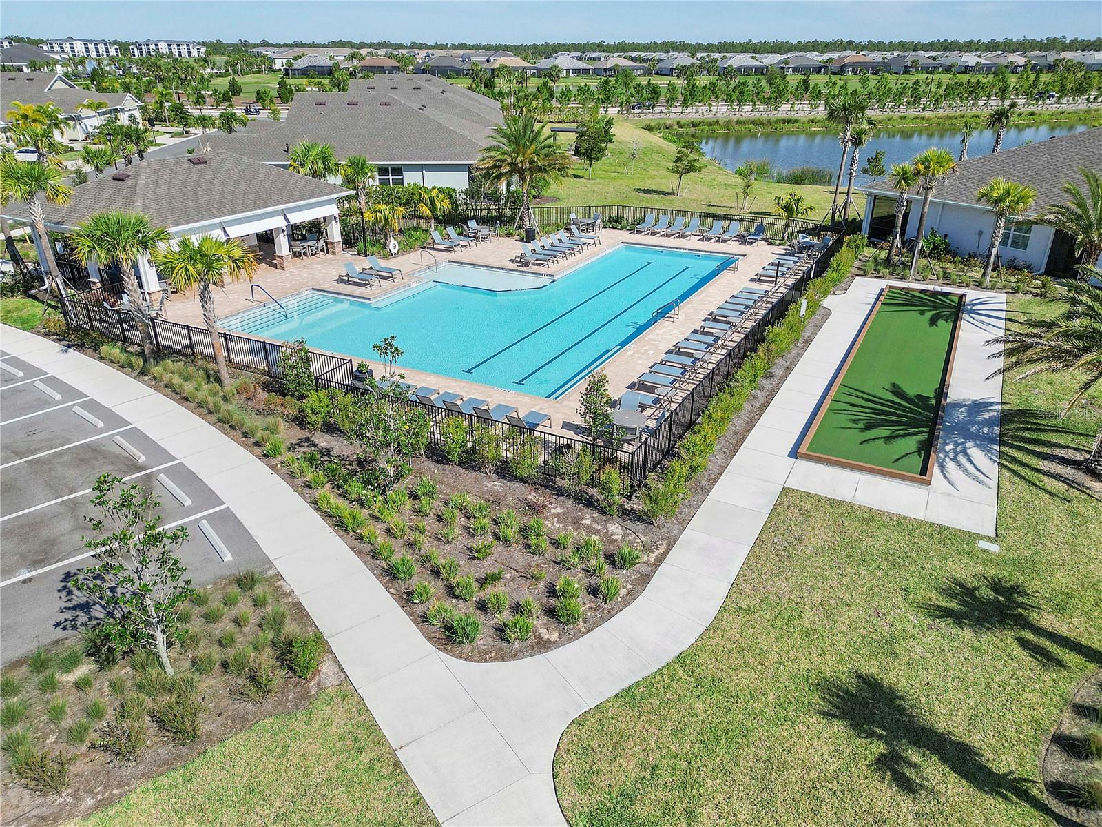 Image 24 of 40 For 43847 Blue Heron Lane