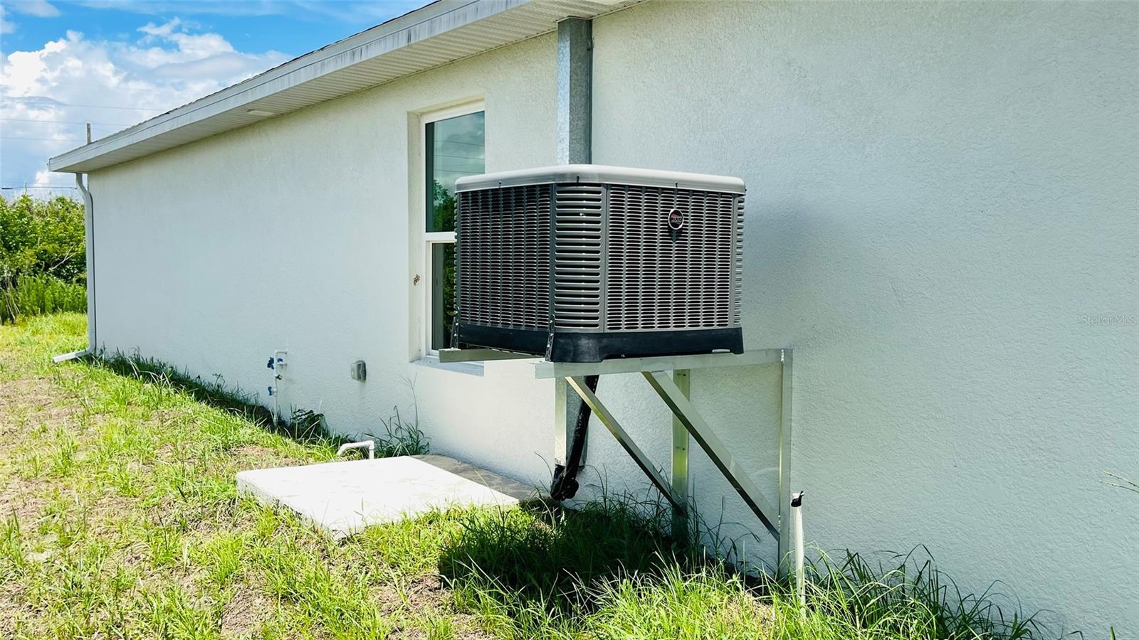 Image 40 of 72 For 12258 Henley Avenue A&b