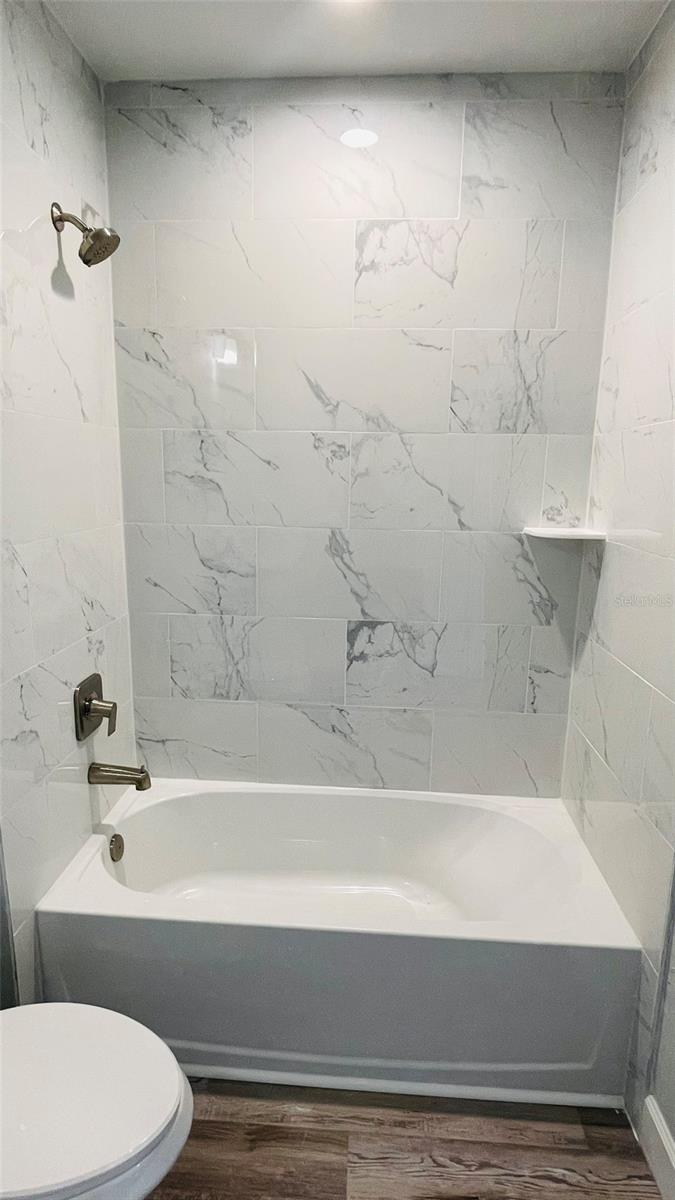 Image 18 of 38 For 12258 Henley Avenue A