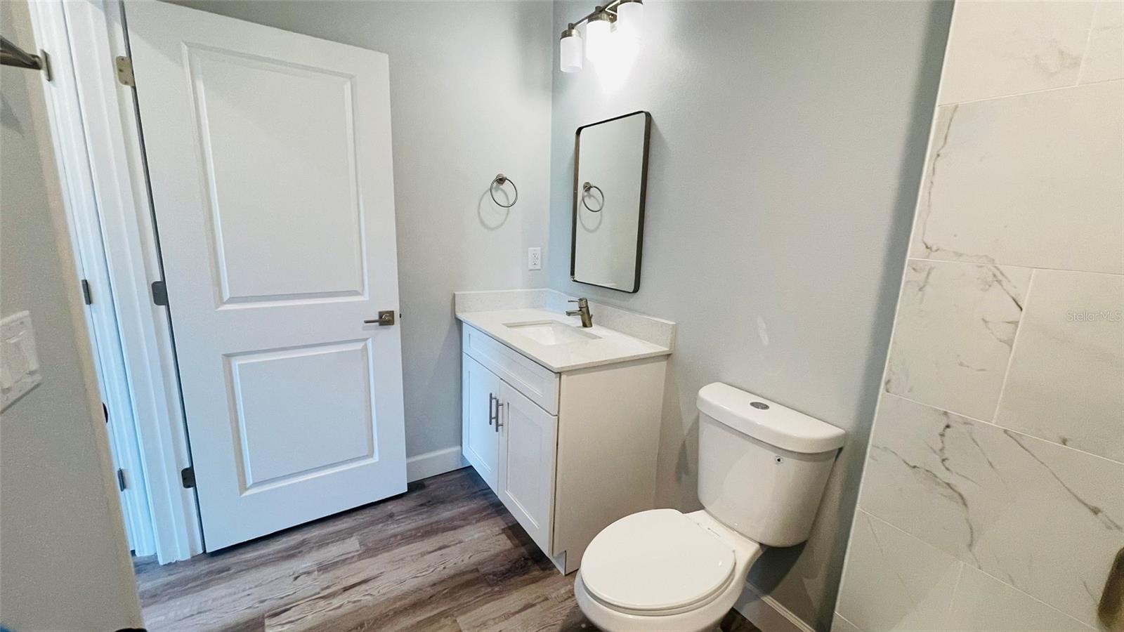 Image 19 of 38 For 12258 Henley Avenue A