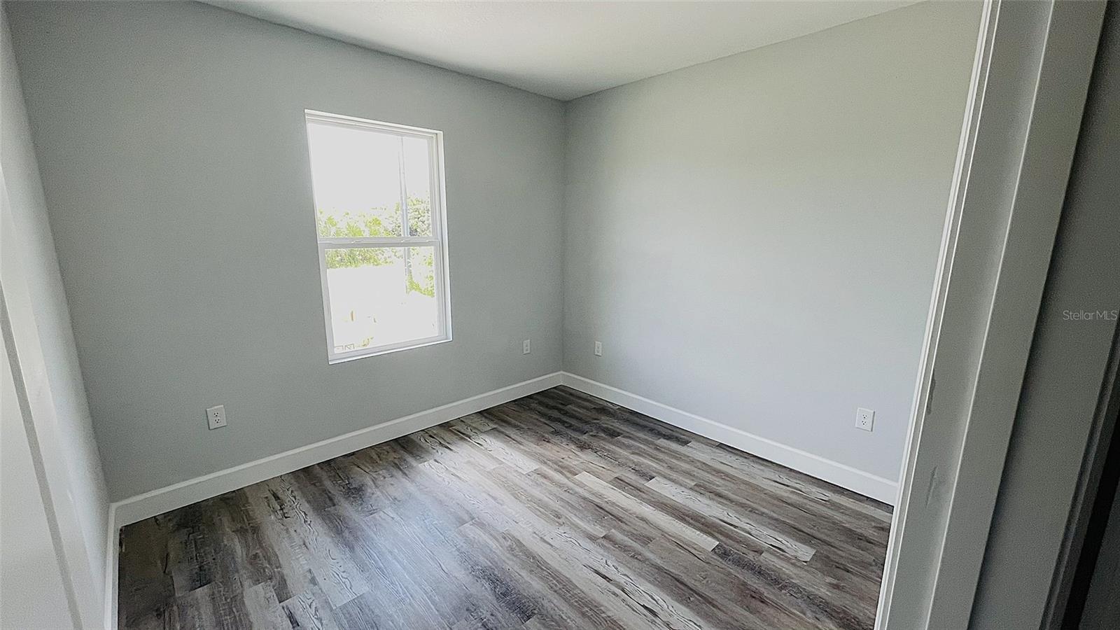 Image 21 of 38 For 12258 Henley Avenue A