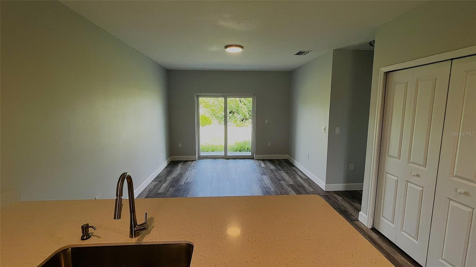 Image 13 of 39 For 12258 Henley Avenue B