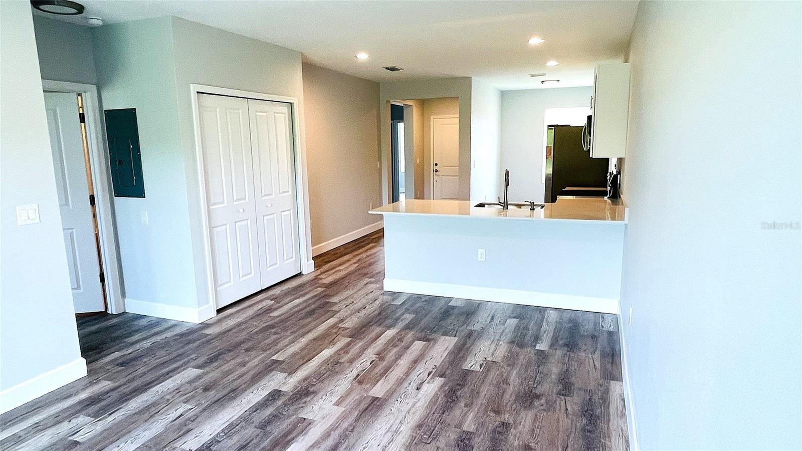 Image 3 of 39 For 12258 Henley Avenue B