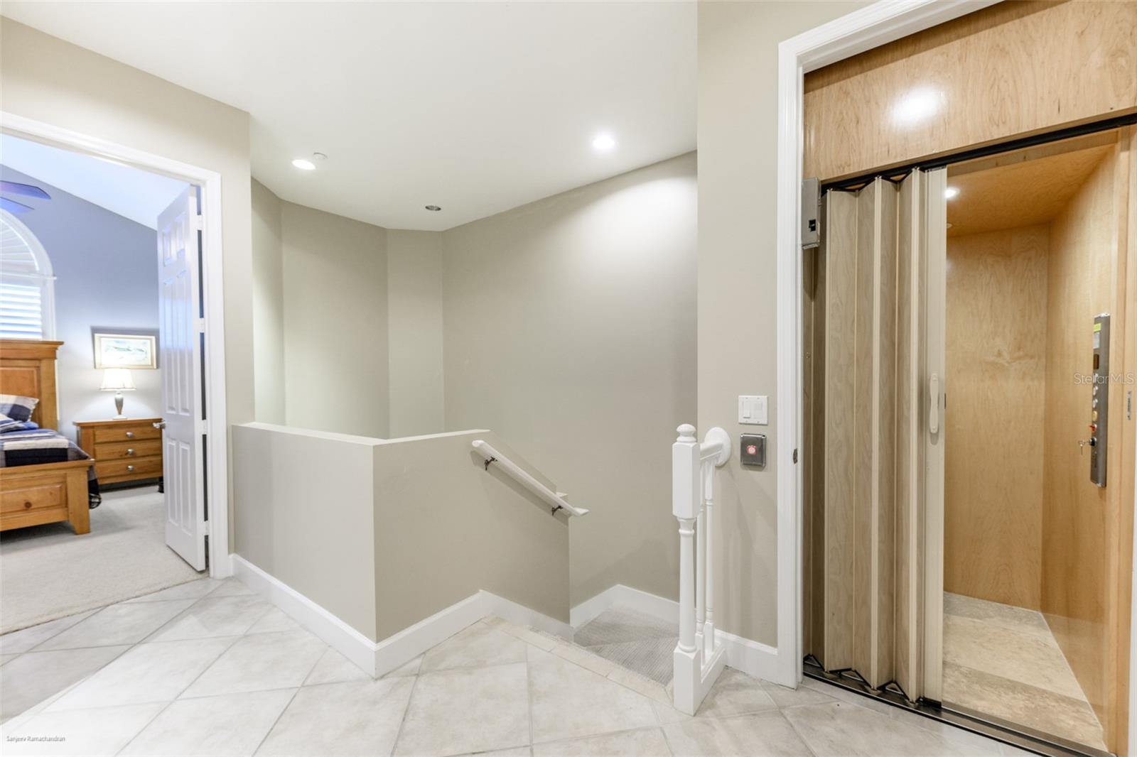 Image 33 of 59 For 10300 Tarpon Landings Terrace 4