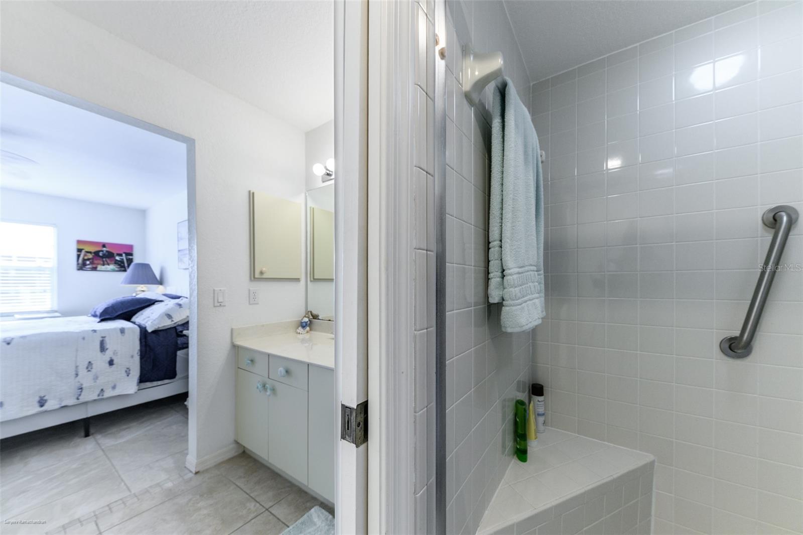 Image 33 of 51 For 220 Coldeway Drive 112