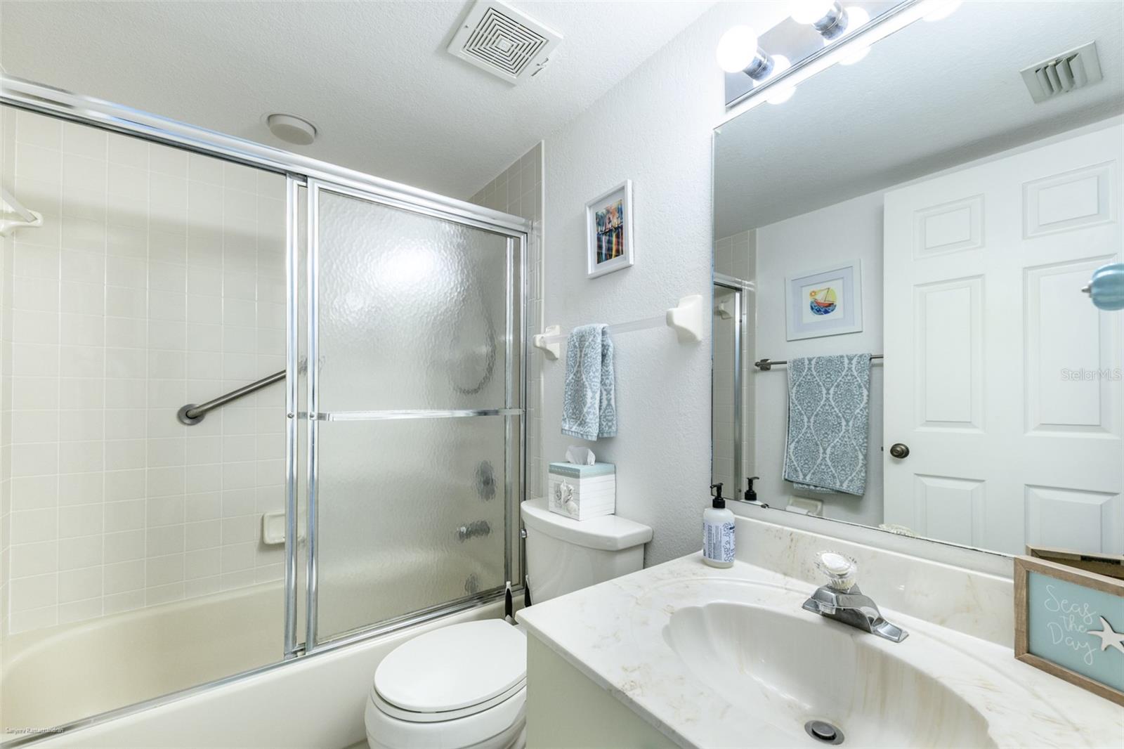 Image 35 of 51 For 220 Coldeway Drive 112