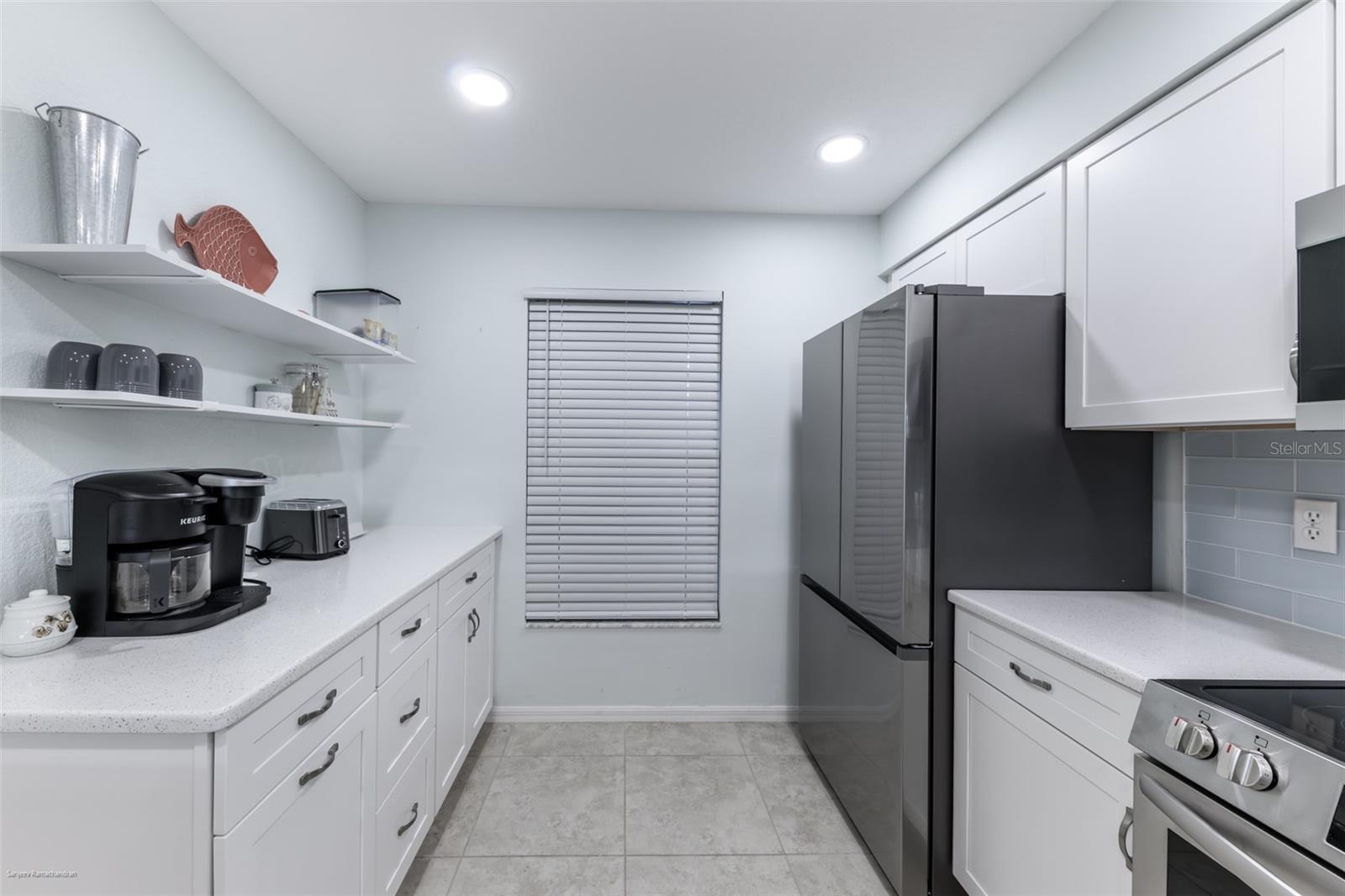 Image 7 of 51 For 220 Coldeway Drive 112