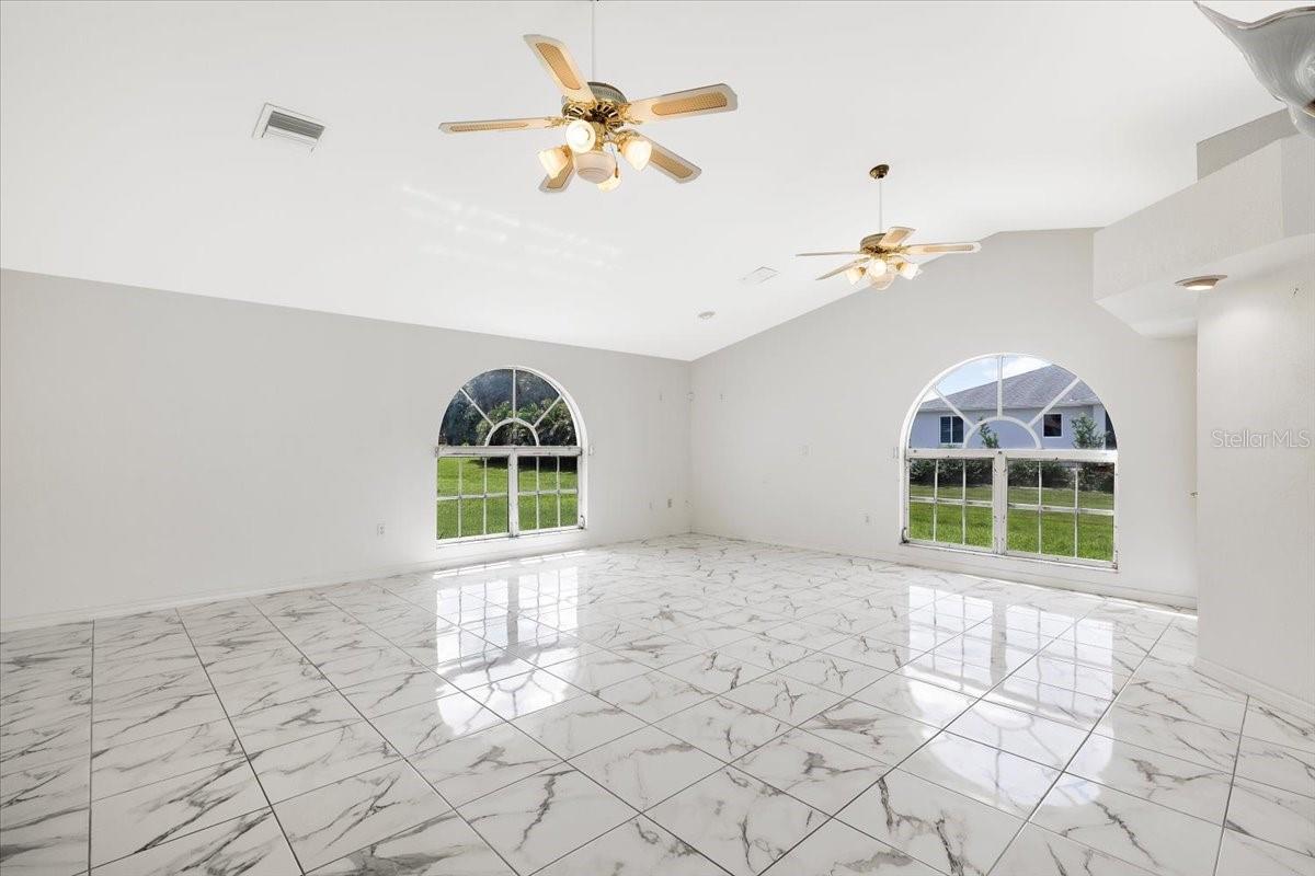 Image 12 of 49 For 26071 Paysandu Drive