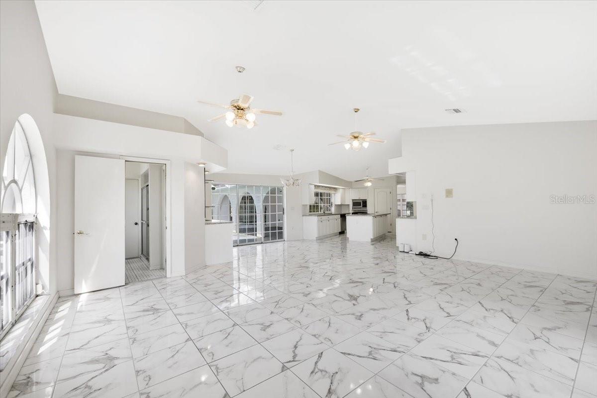 Image 14 of 49 For 26071 Paysandu Drive