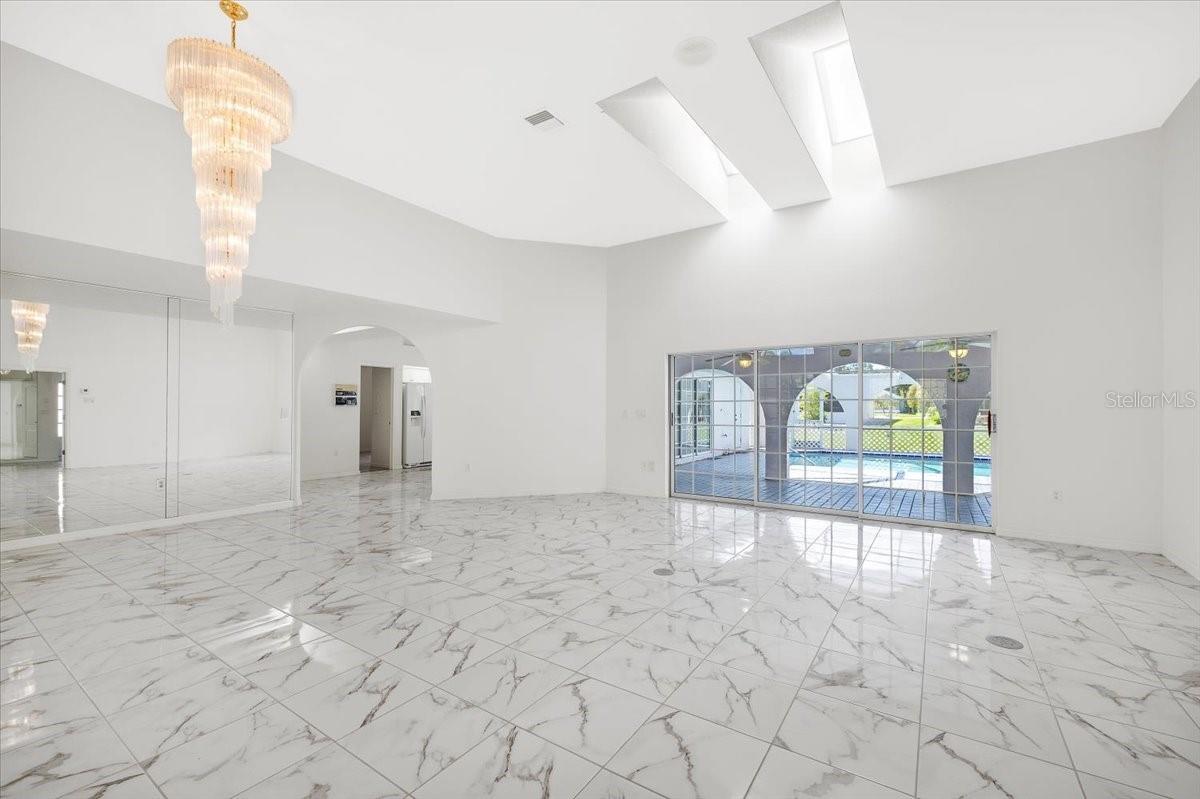 Image 4 of 49 For 26071 Paysandu Drive