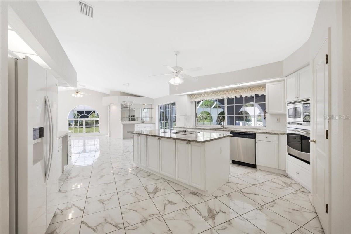 Image 8 of 49 For 26071 Paysandu Drive