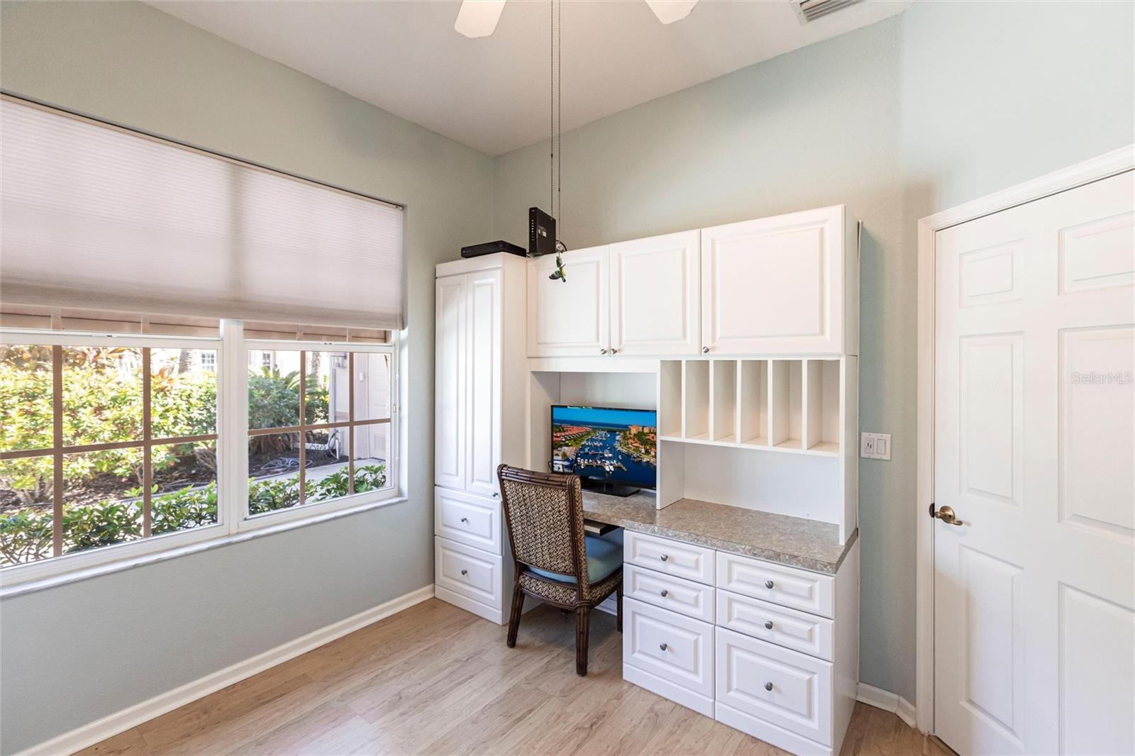 Image 14 of 51 For 14259 Reserve Court