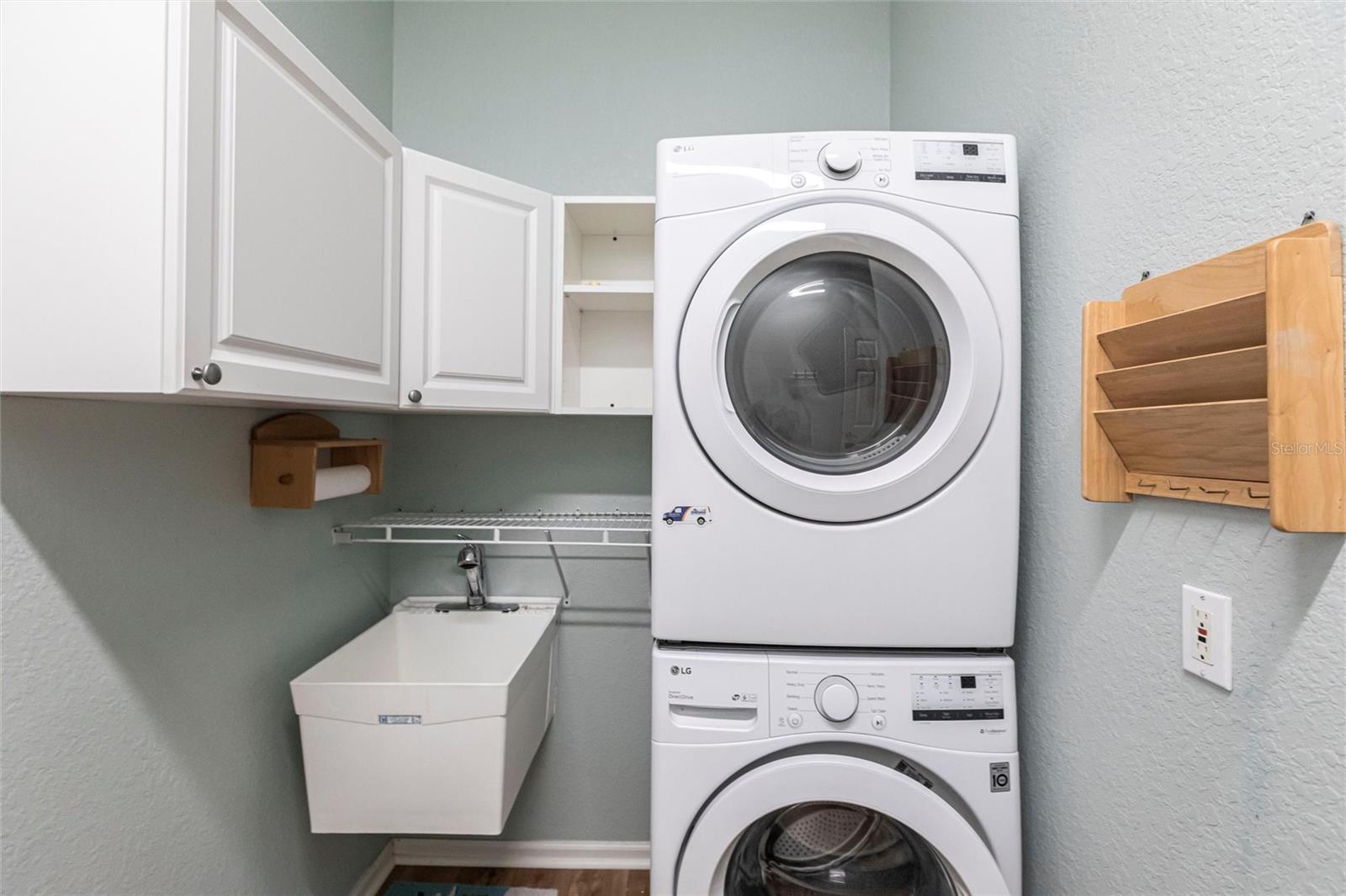 Image 24 of 51 For 14259 Reserve Court