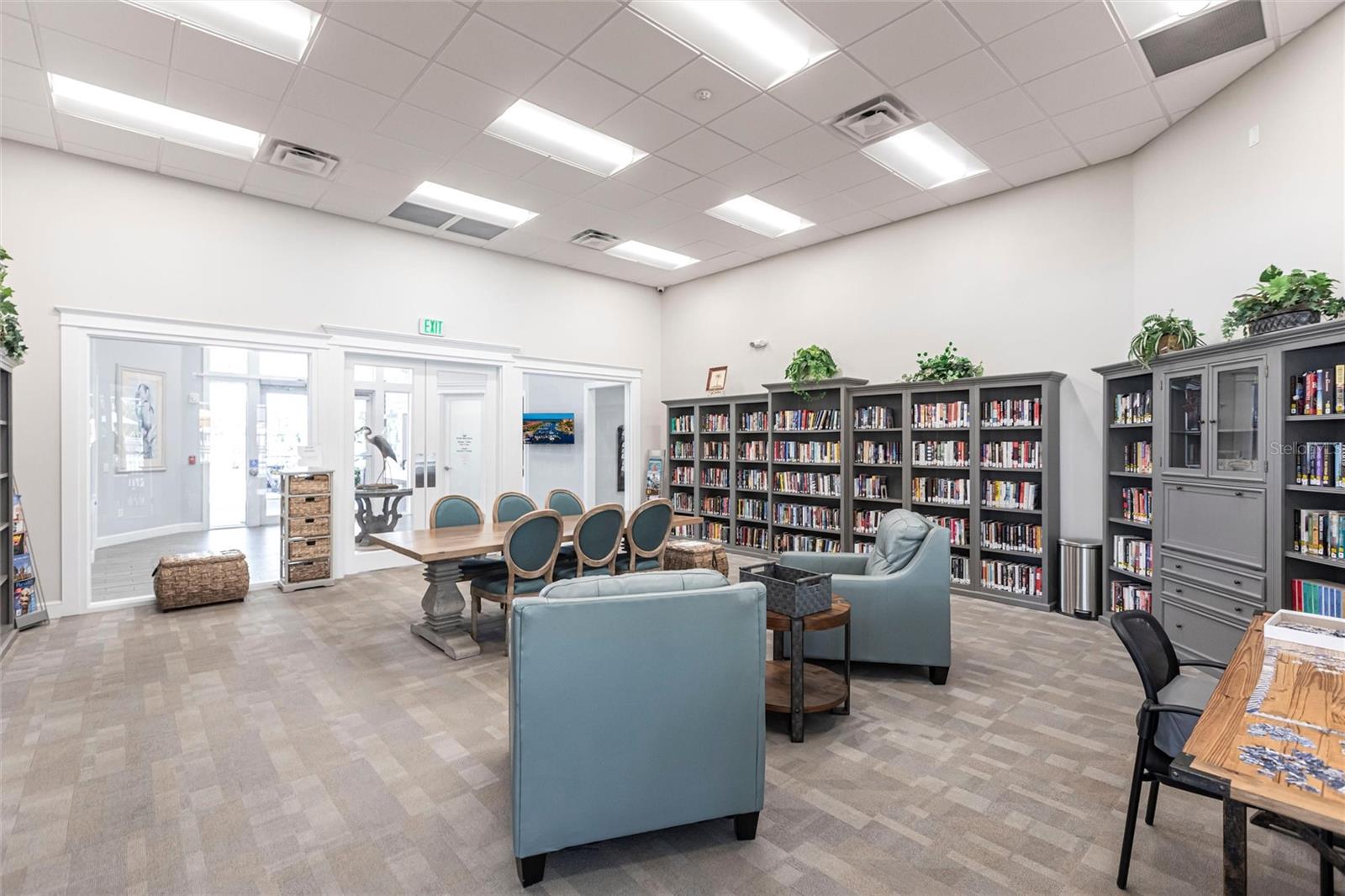 Image 40 of 51 For 14259 Reserve Court