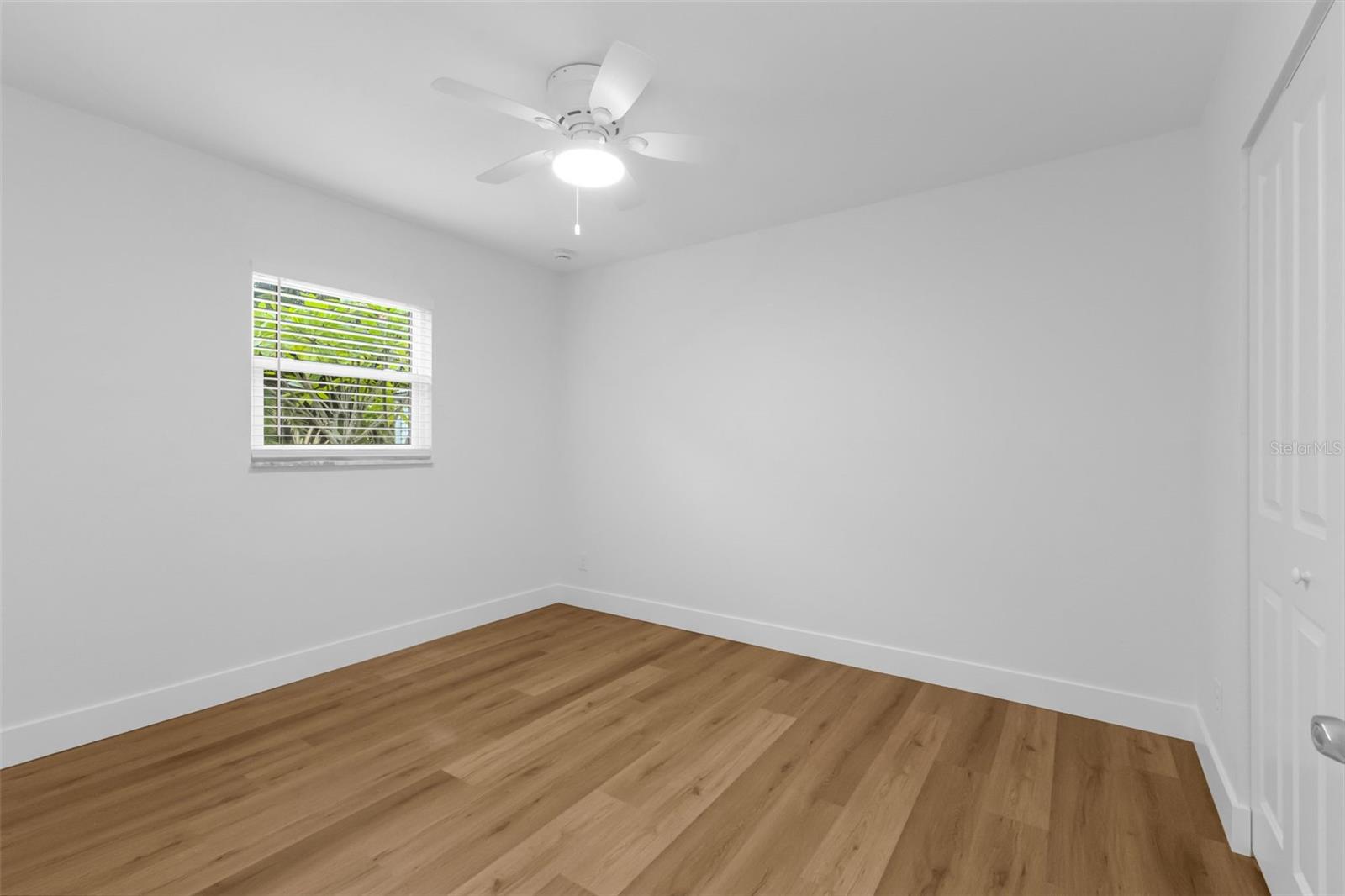 Image 14 of 89 For 418 Durrance Street