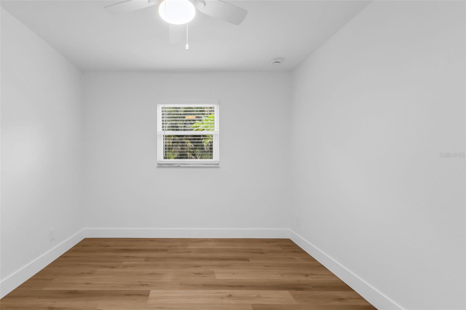 Image 15 of 89 For 418 Durrance Street