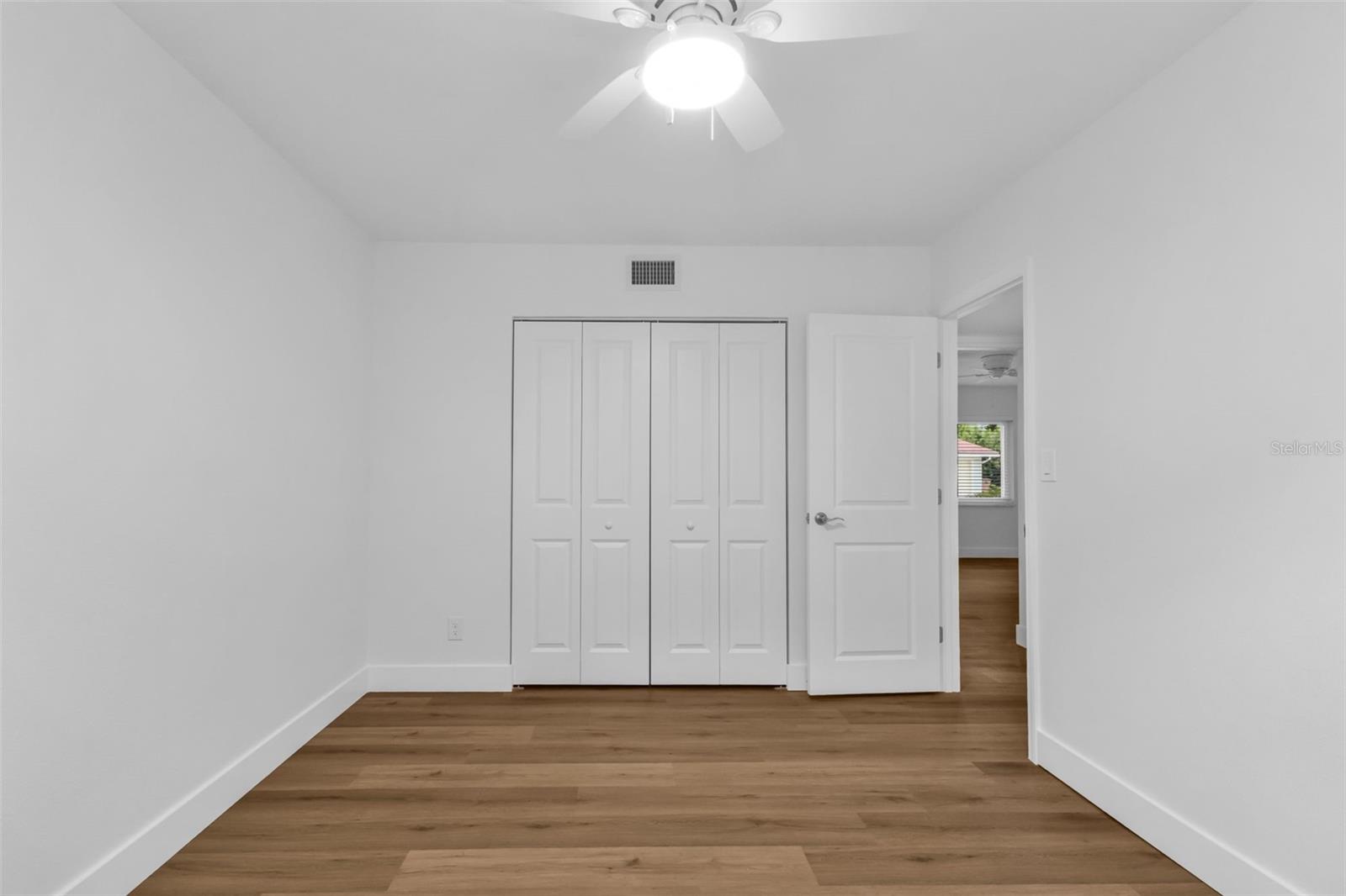 Image 16 of 89 For 418 Durrance Street