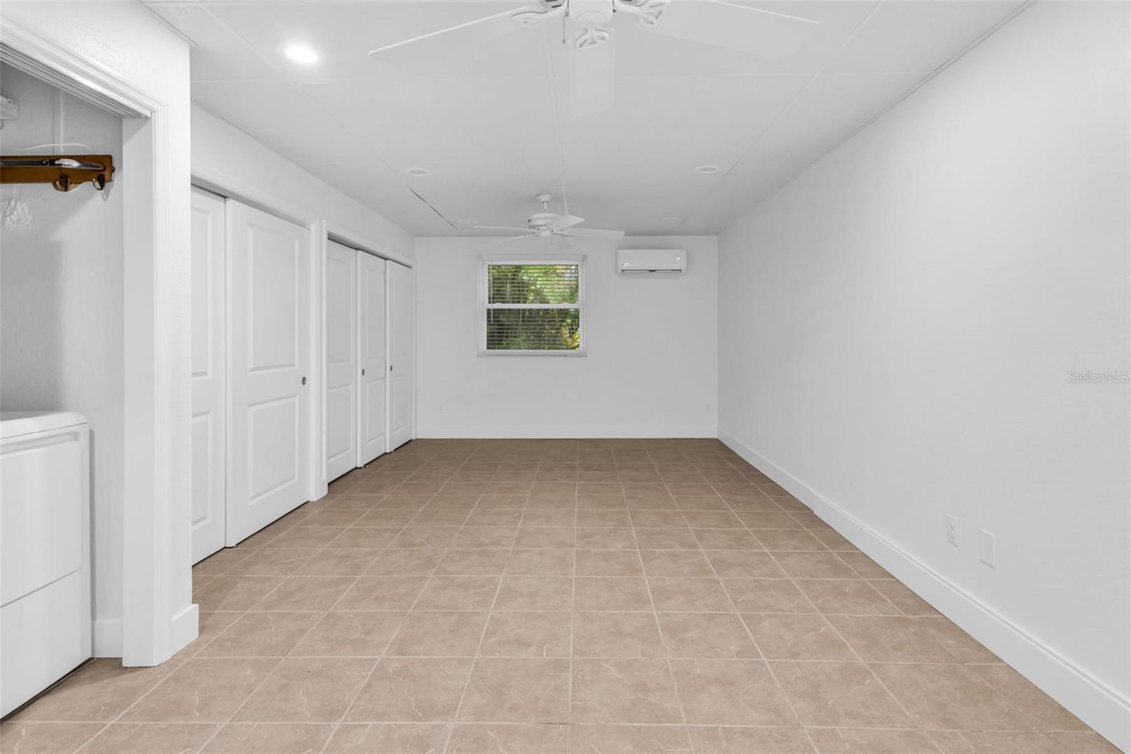 Image 43 of 89 For 418 Durrance Street