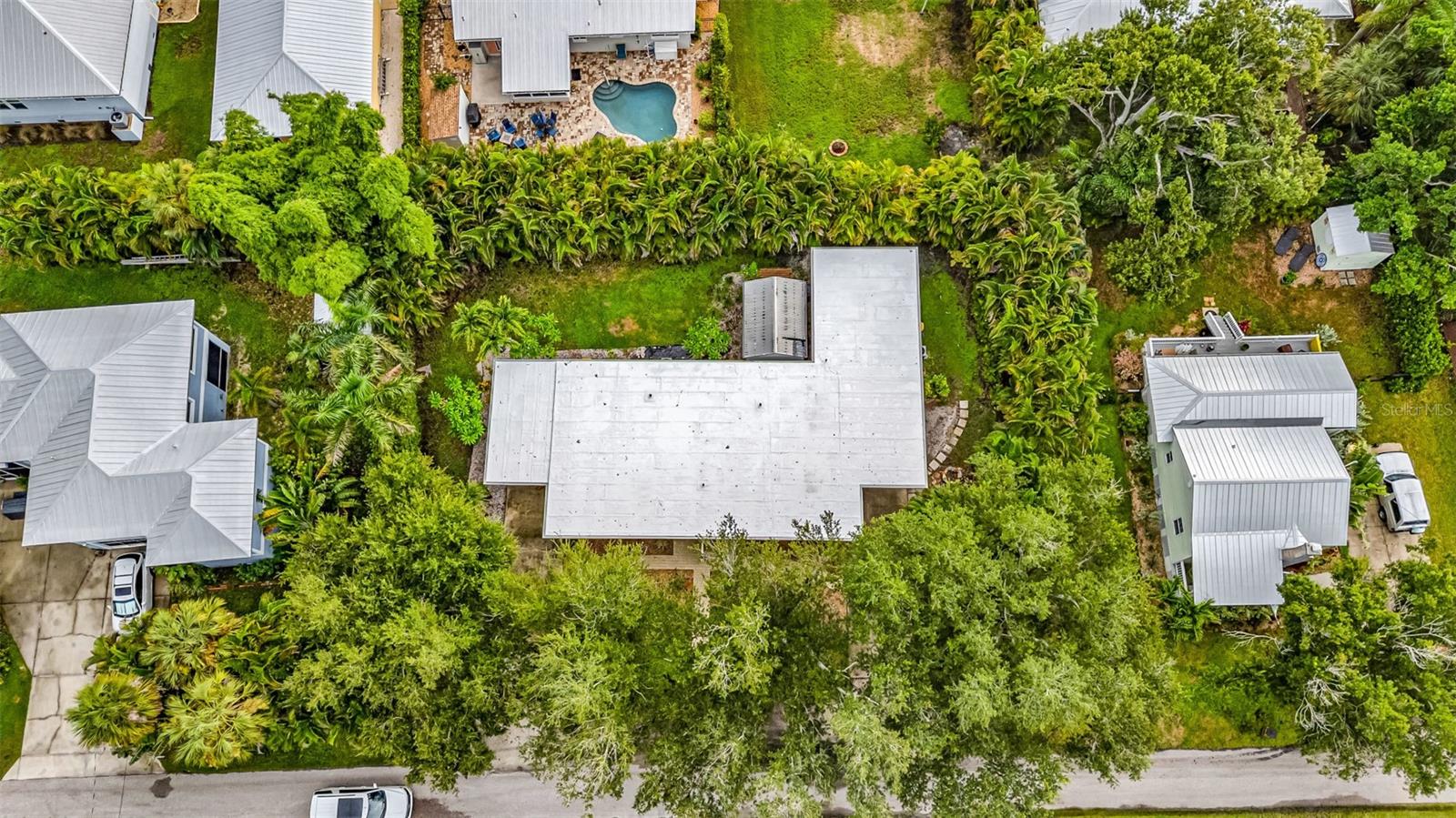 Image 65 of 89 For 418 Durrance Street
