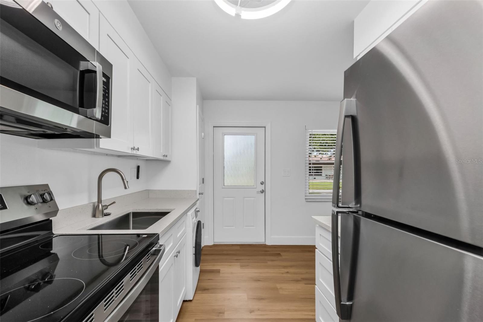 Image 9 of 89 For 418 Durrance Street