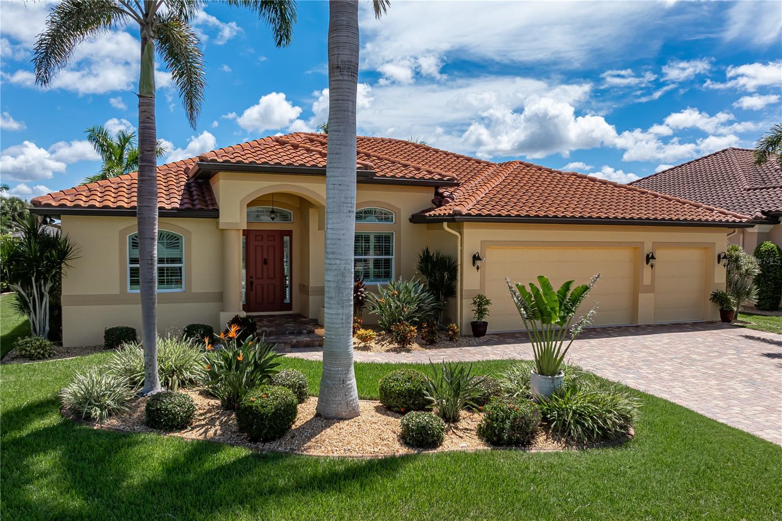 Image 15 of 83 For 48 Tropicana Drive