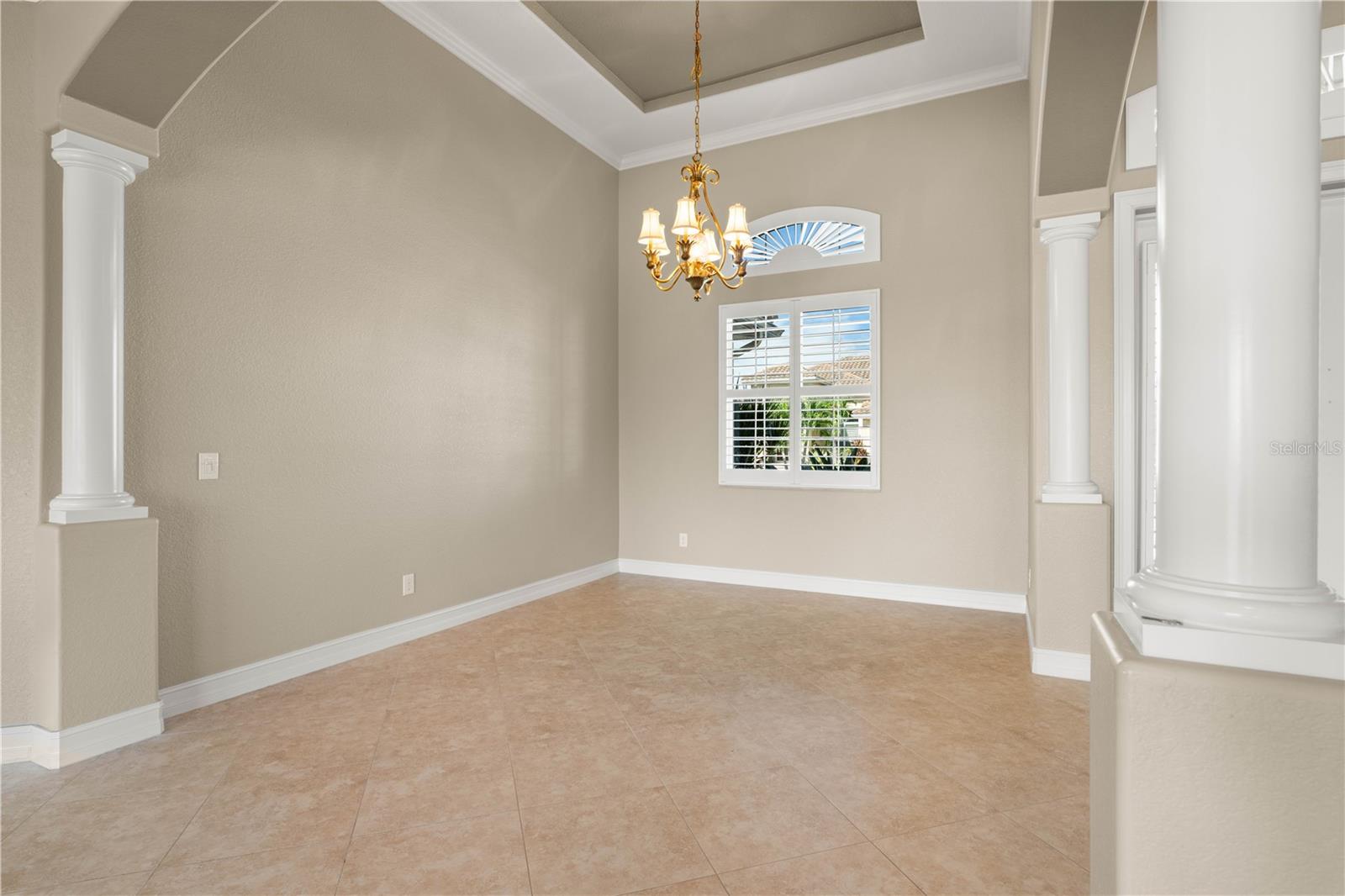 Image 25 of 83 For 48 Tropicana Drive