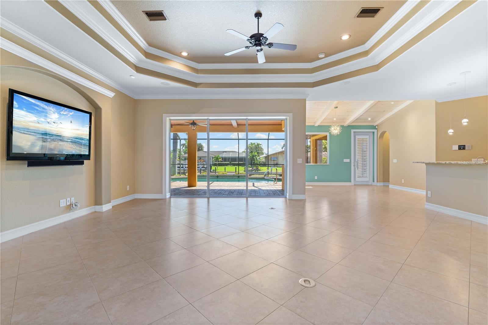 Image 26 of 83 For 48 Tropicana Drive
