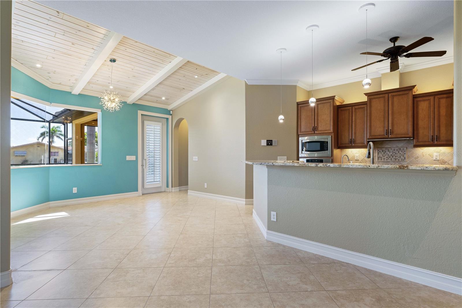 Image 32 of 83 For 48 Tropicana Drive