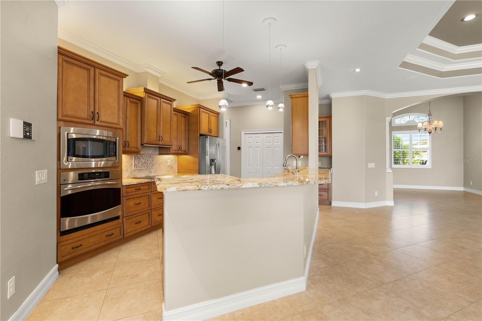 Image 33 of 83 For 48 Tropicana Drive