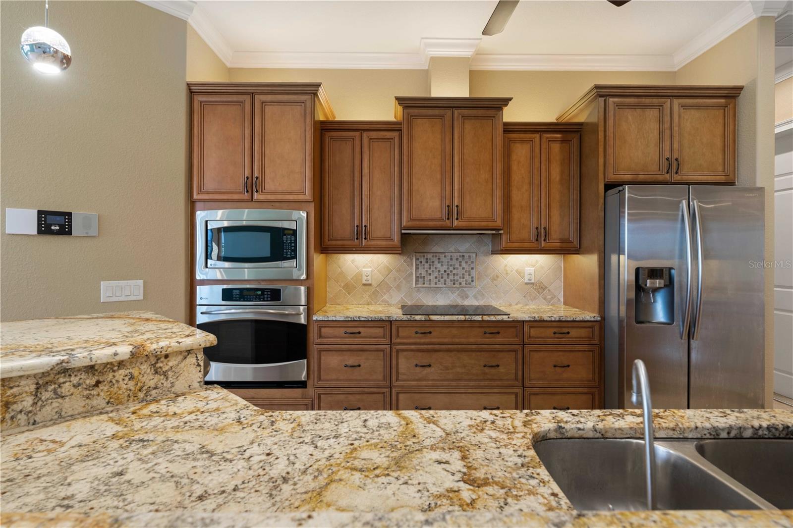 Image 34 of 83 For 48 Tropicana Drive