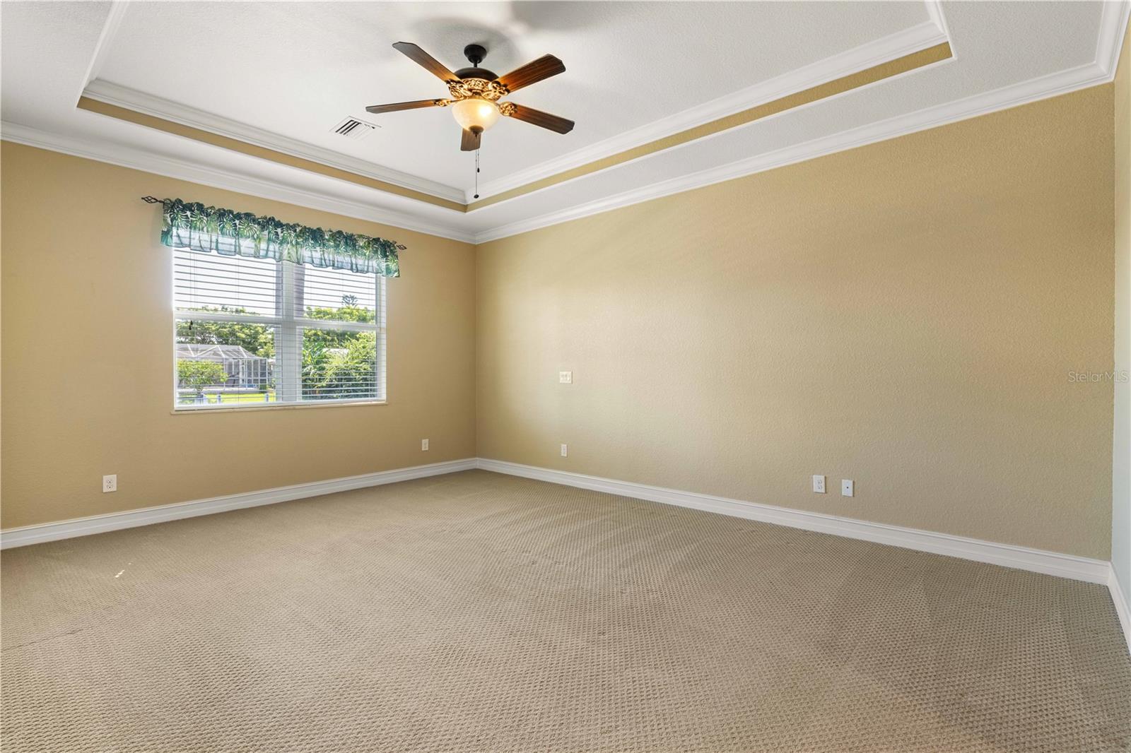Image 41 of 83 For 48 Tropicana Drive