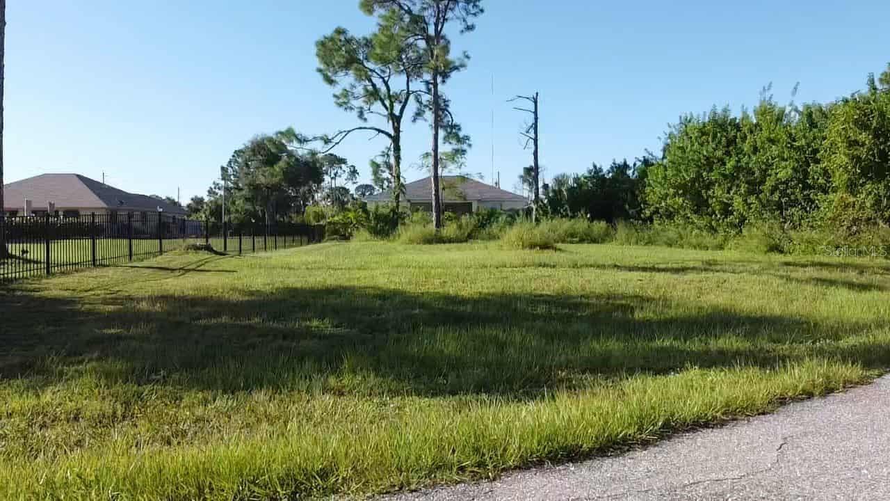 Image 10 of 10 For 105 Delway Way